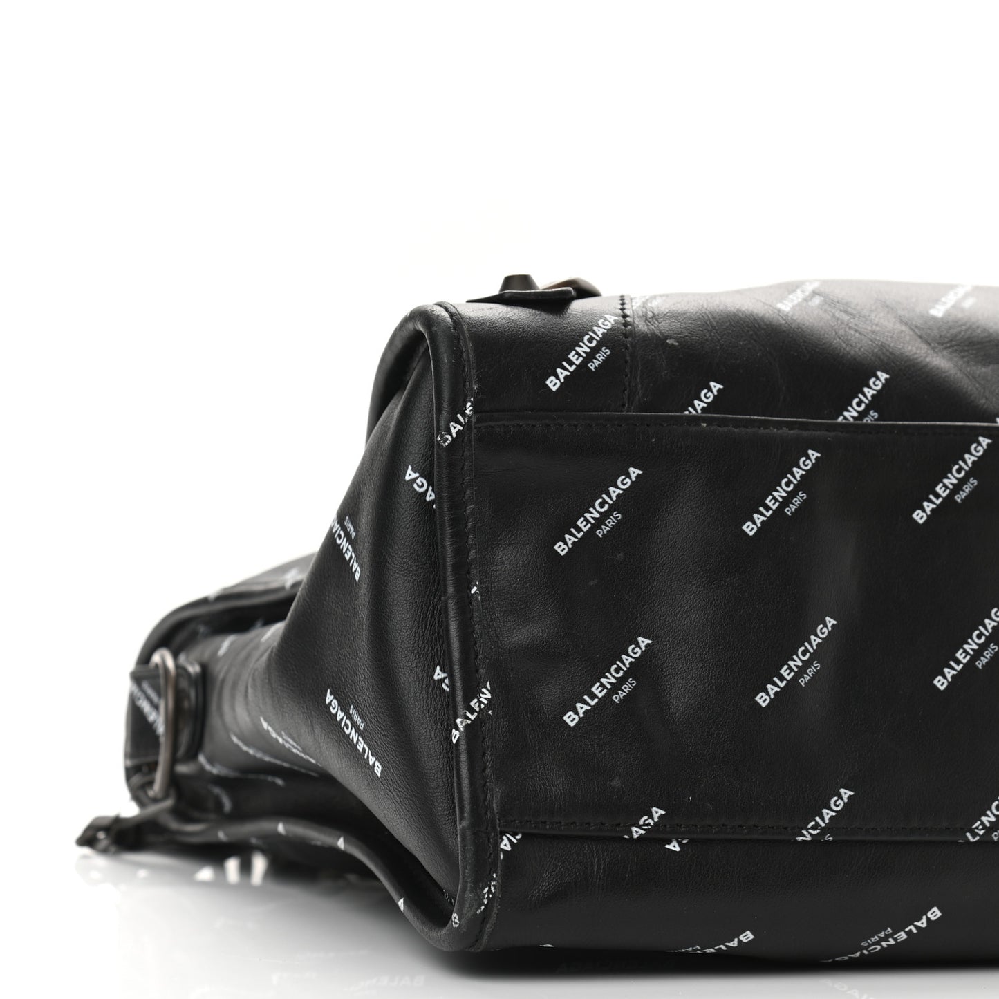 Veau Allover Logo Classic Hardware City Black White