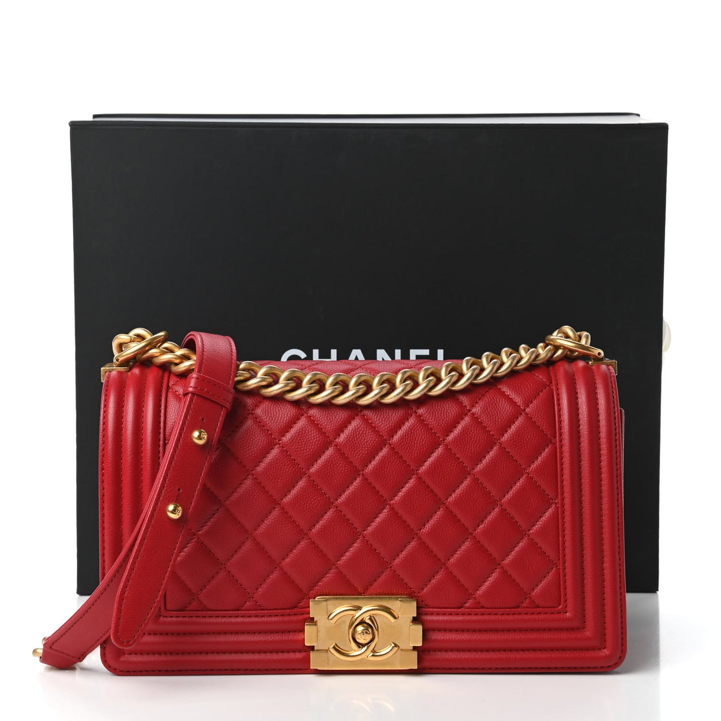 Caviar Quilted Medium Boy Flap Red