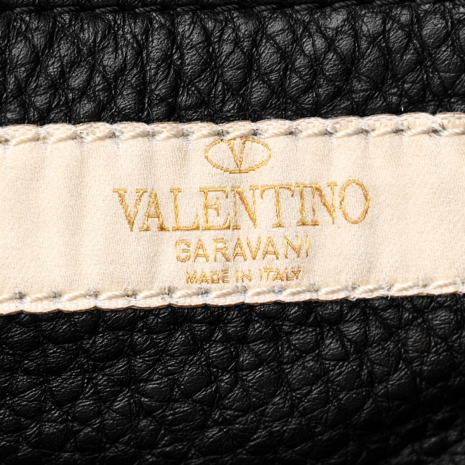 Valentino Garavani Pebbled Calfskin Tribal Small Guitar Strap Rockstud Rolling Flip-Lock Messenger Bag Black 6 of 9