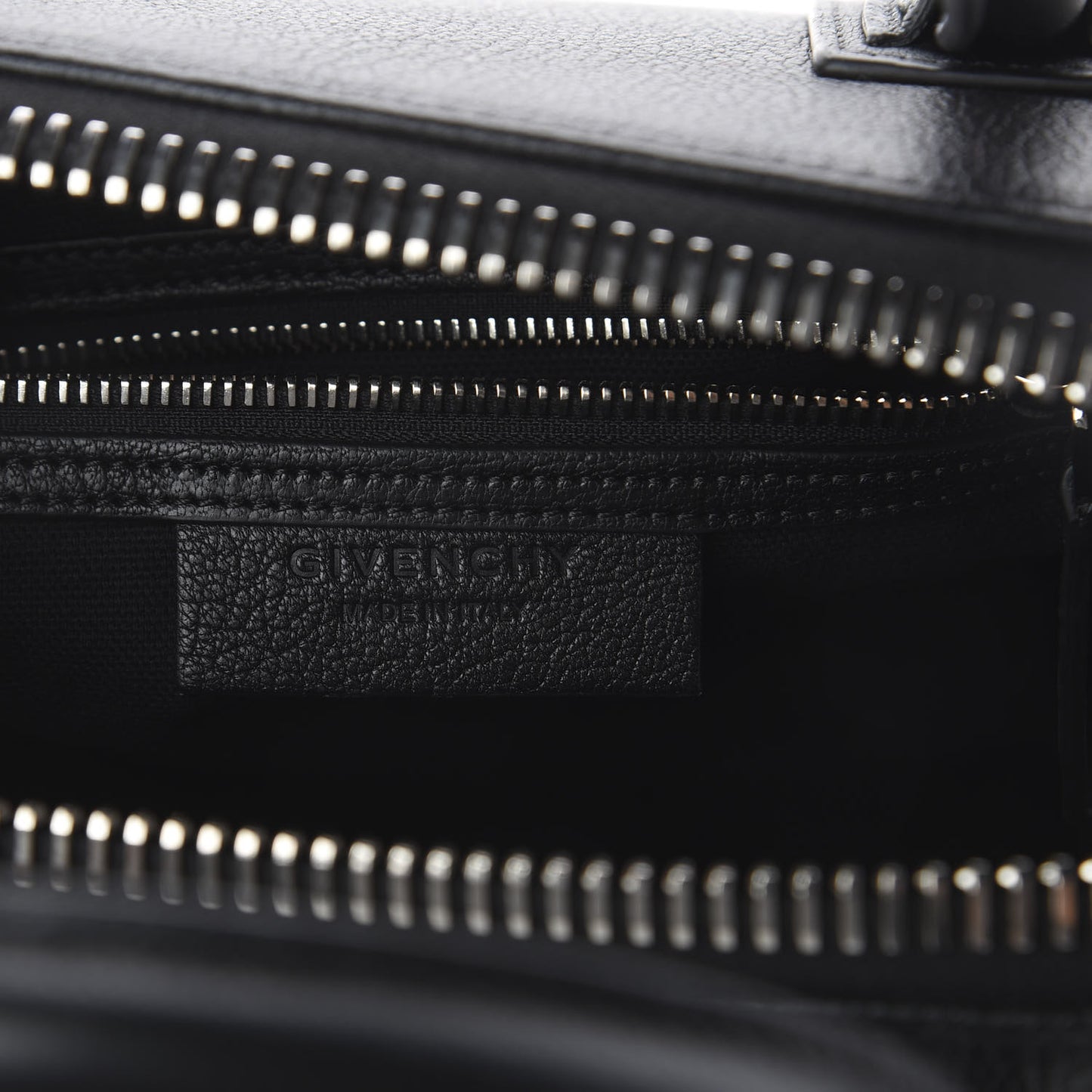 Sugar Goatskin Small Antigona Black