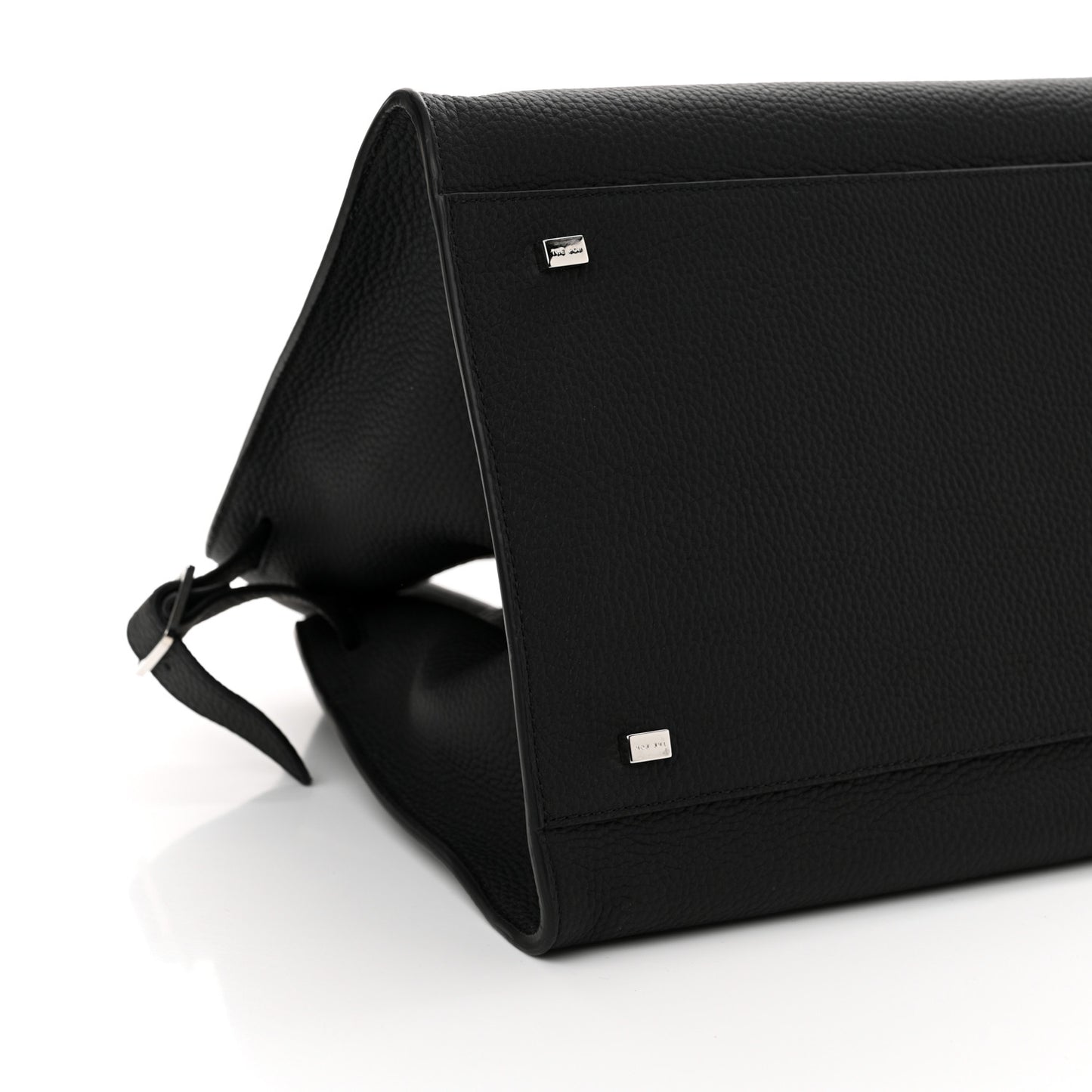 Matte Grained Calfskin Soft Margaux 15 Black
