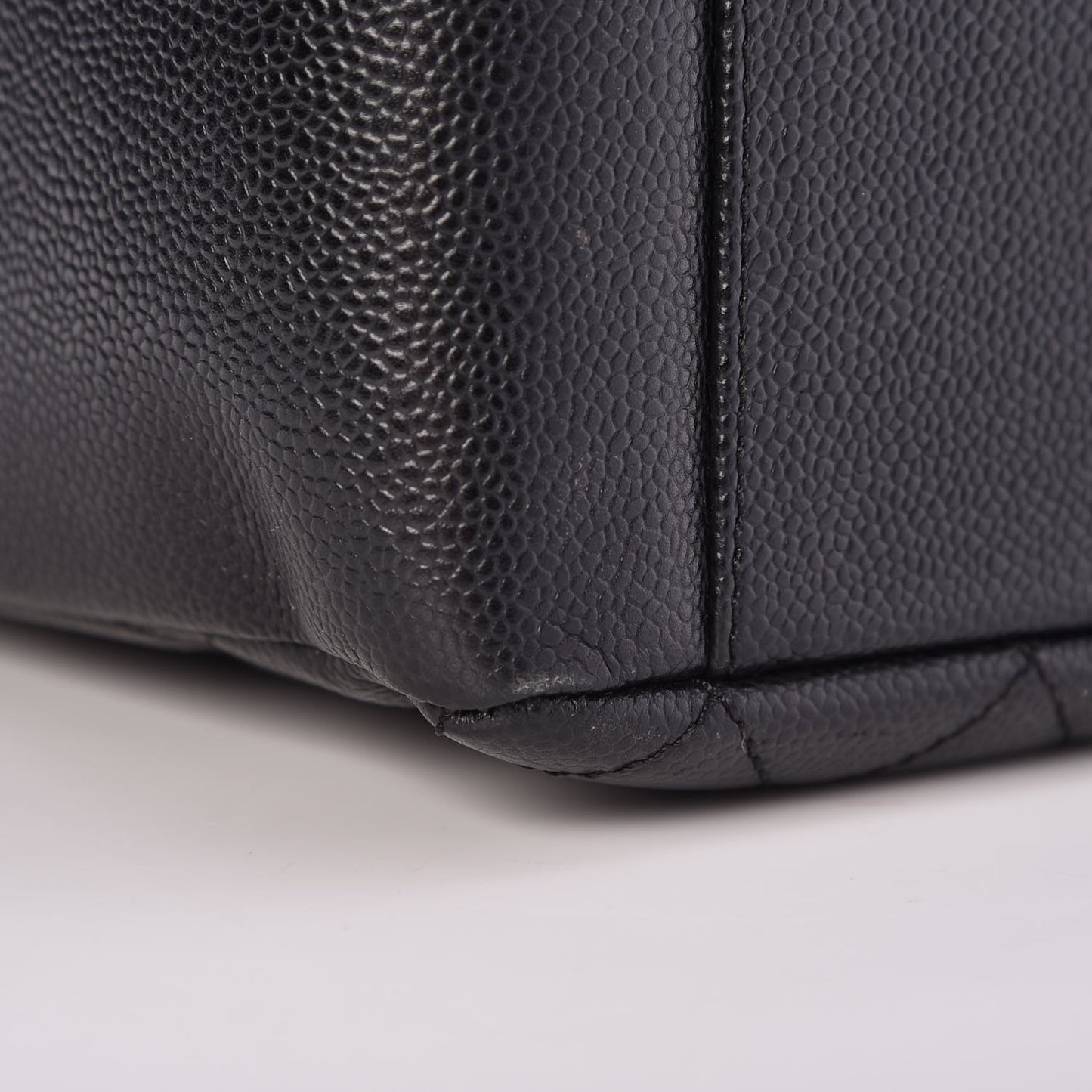 Caviar Quilted Grand Shopping Tote GST Black