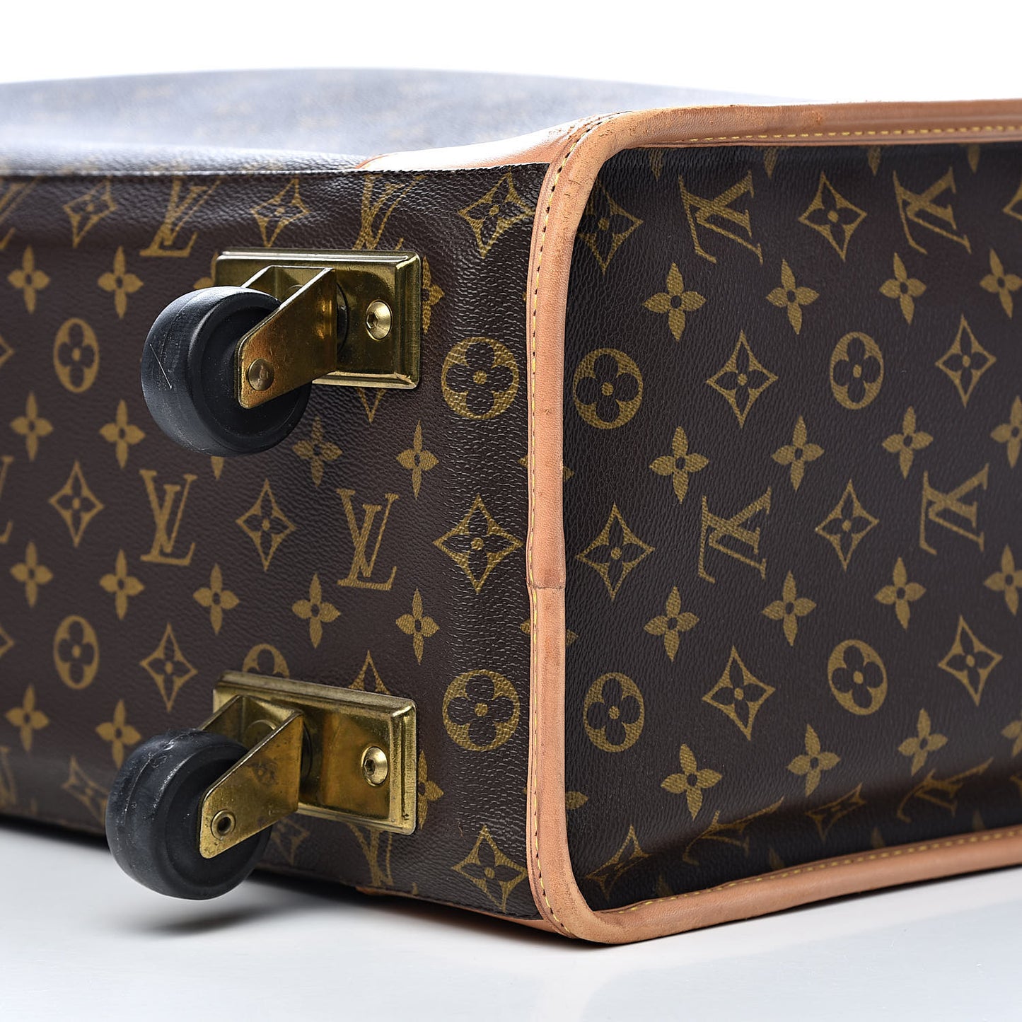 Monogram Pullman 60