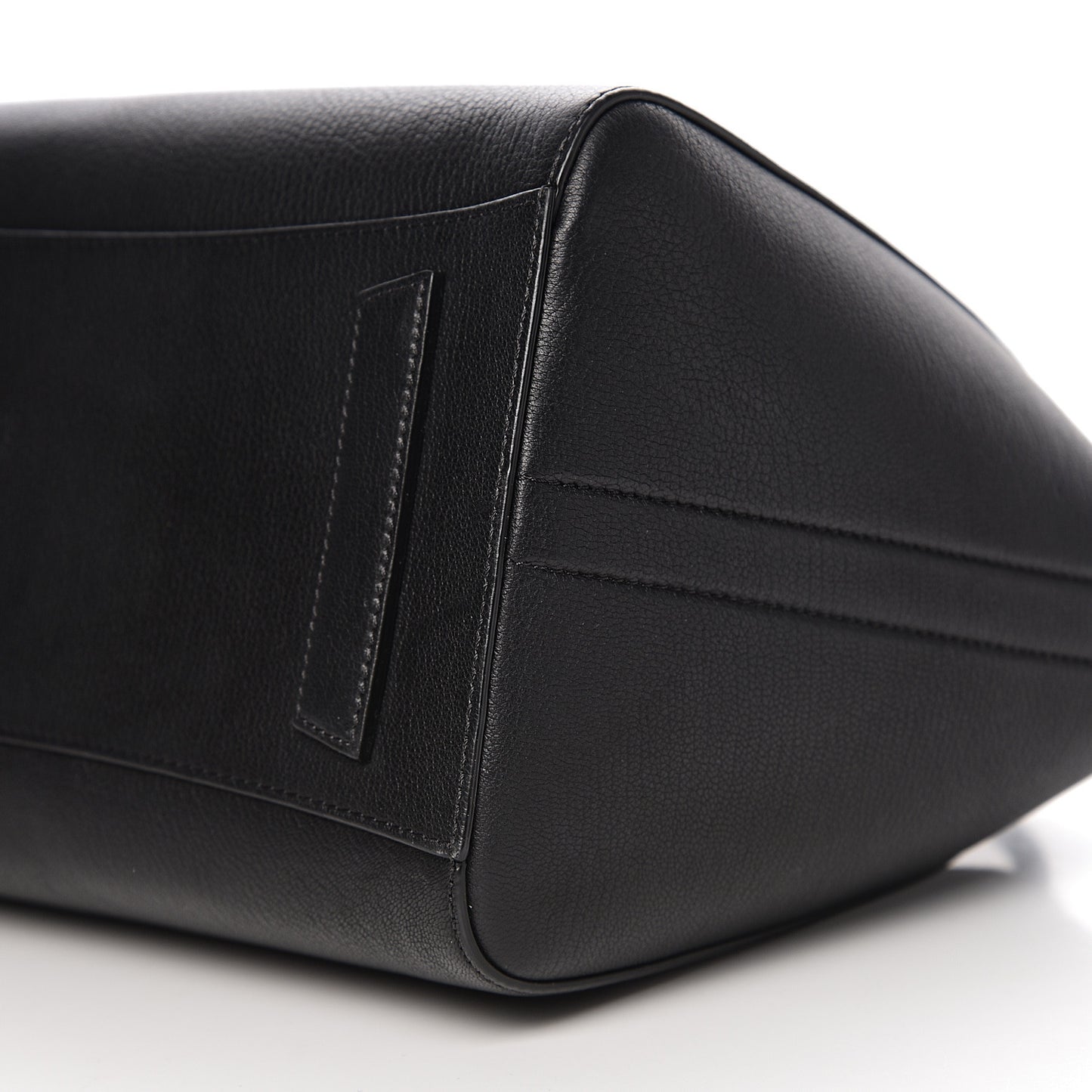 Sugar Goatskin Medium Antigona Black