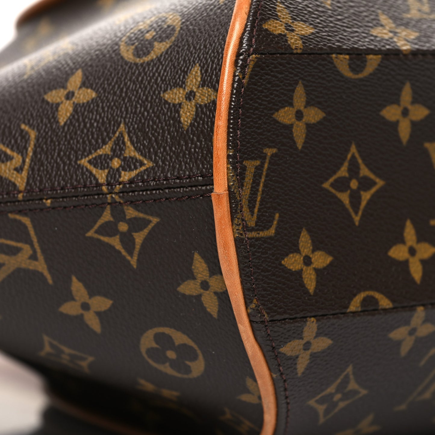 Monogram Ellipse MM
