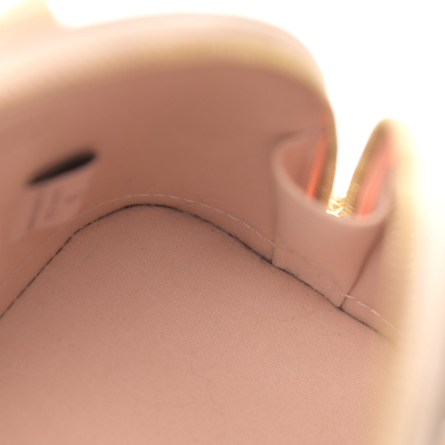 Louis Vuitton Vernis Alma BB Dune 17 of 17