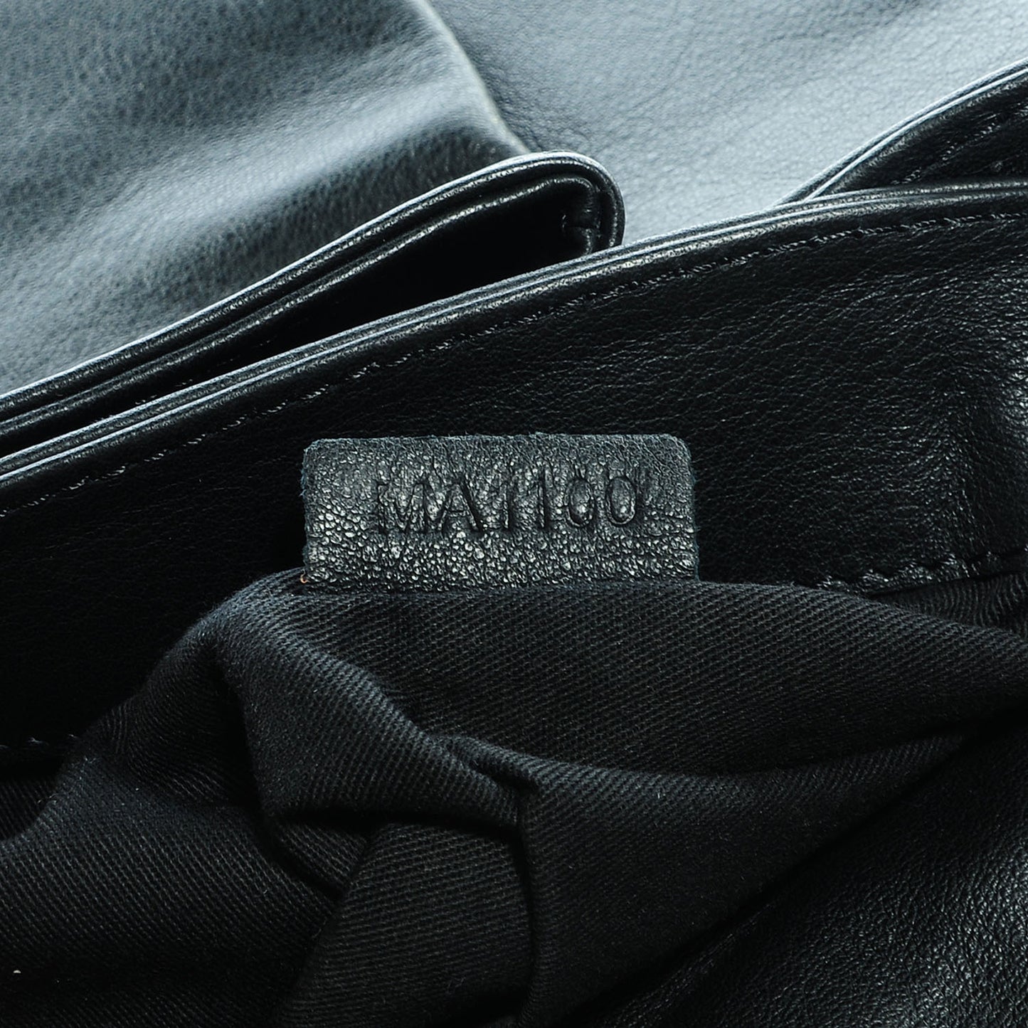Grained Calfskin Antigona Envelope Clutch Black