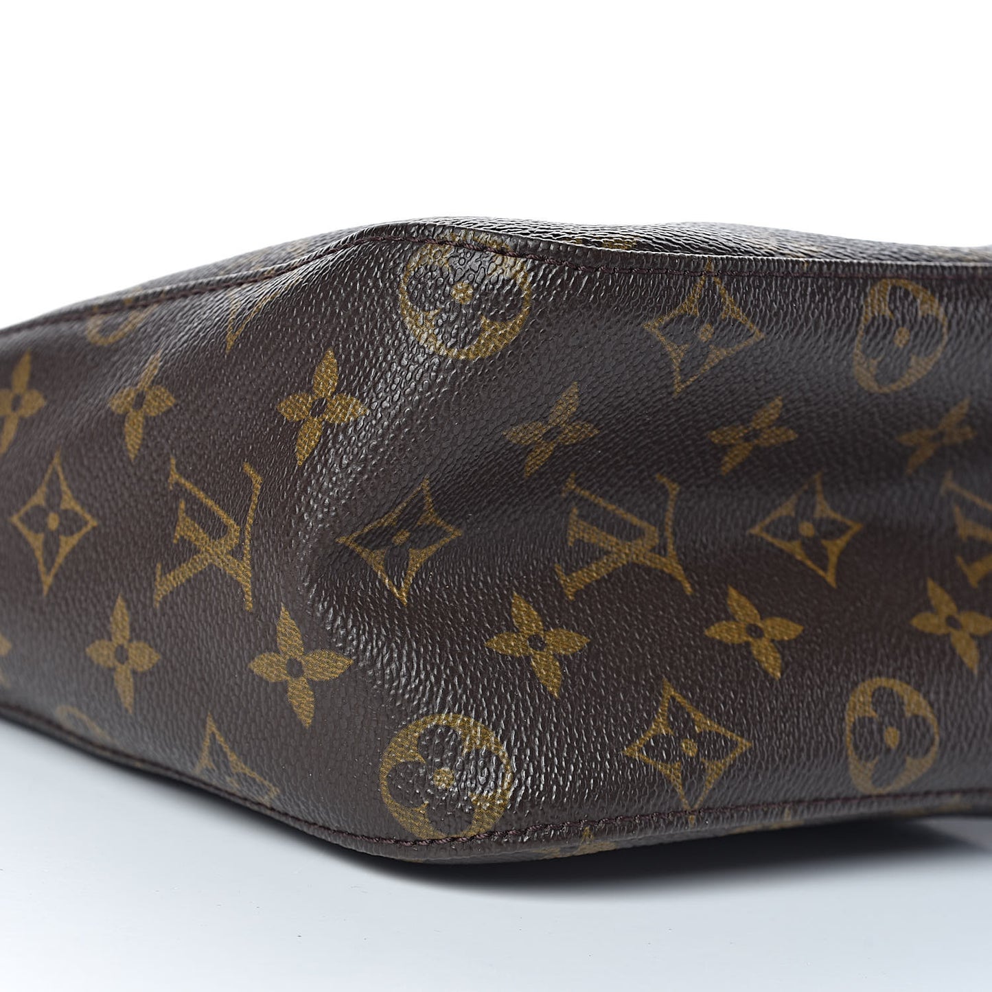 Monogram Looping MM