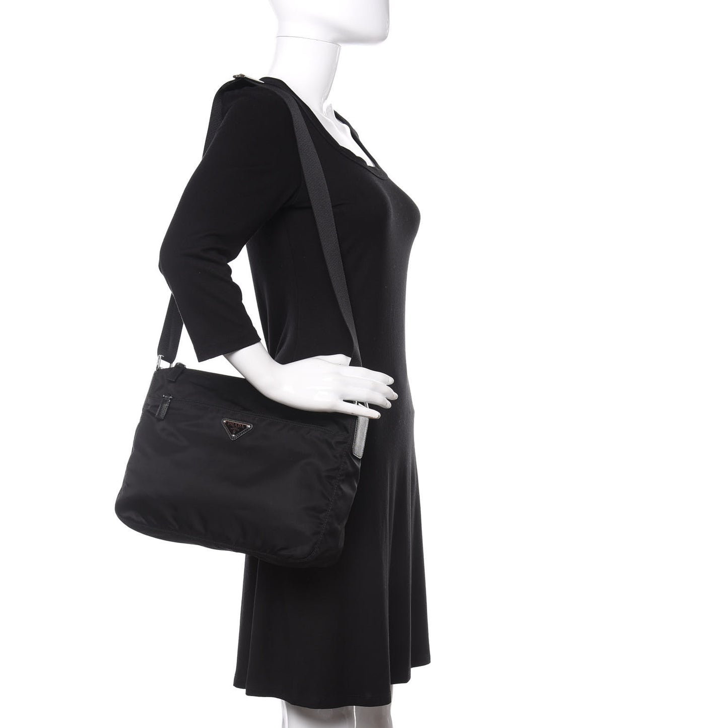 Nylon Tessuto Messenger Bag Black