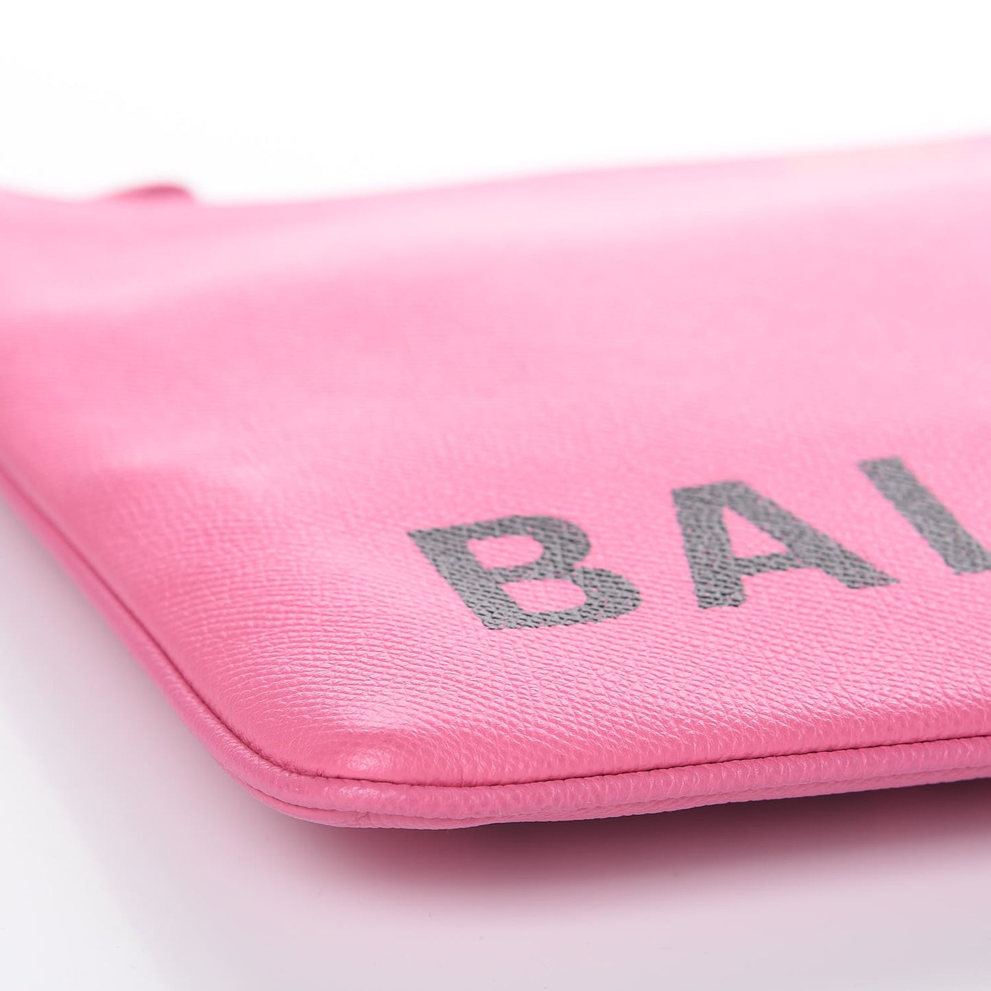 Signature Grained Calfskin Large Ville Zip Pouch Rose Bubblegum Black