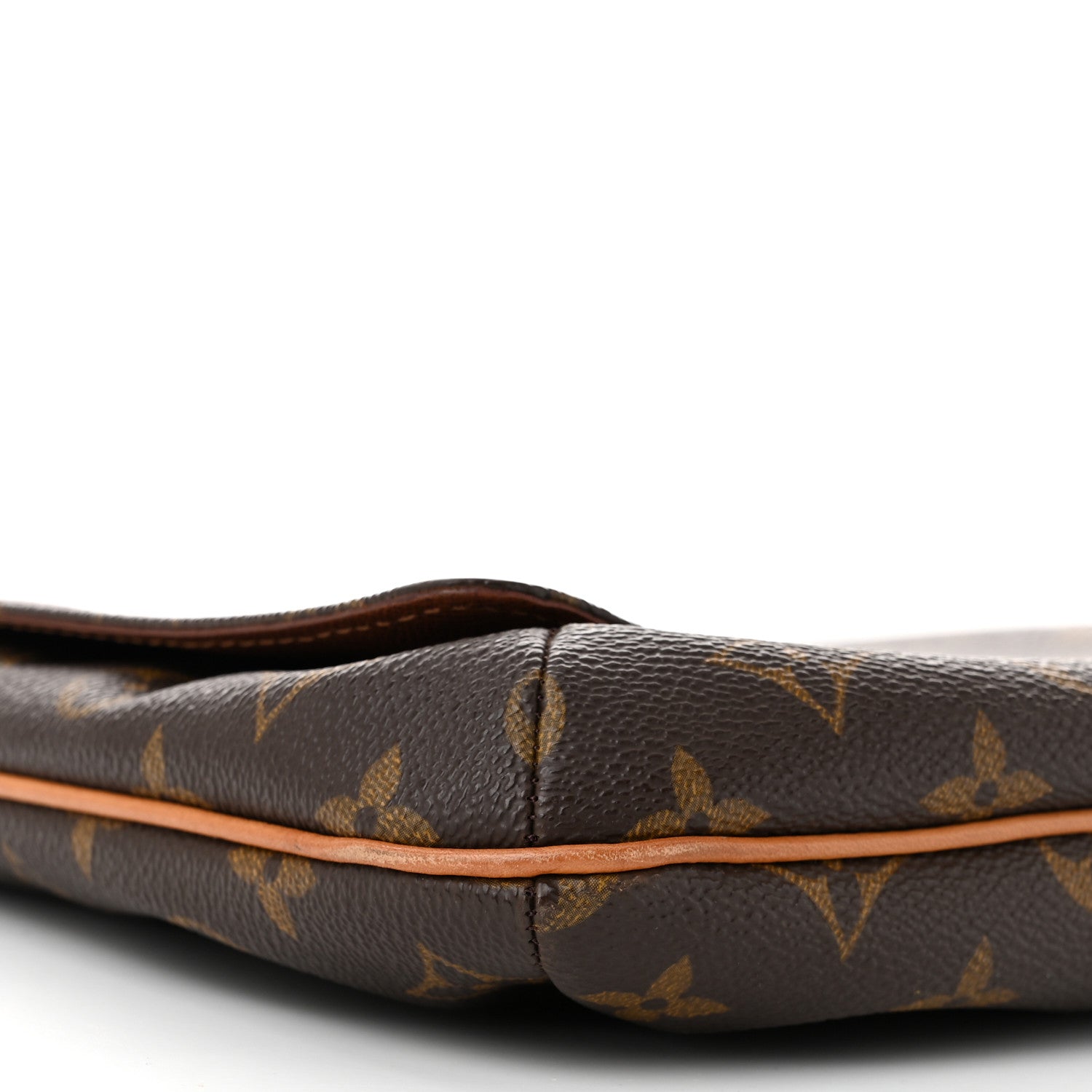 Louis Vuitton Monogram Musette Tango 8 of 9