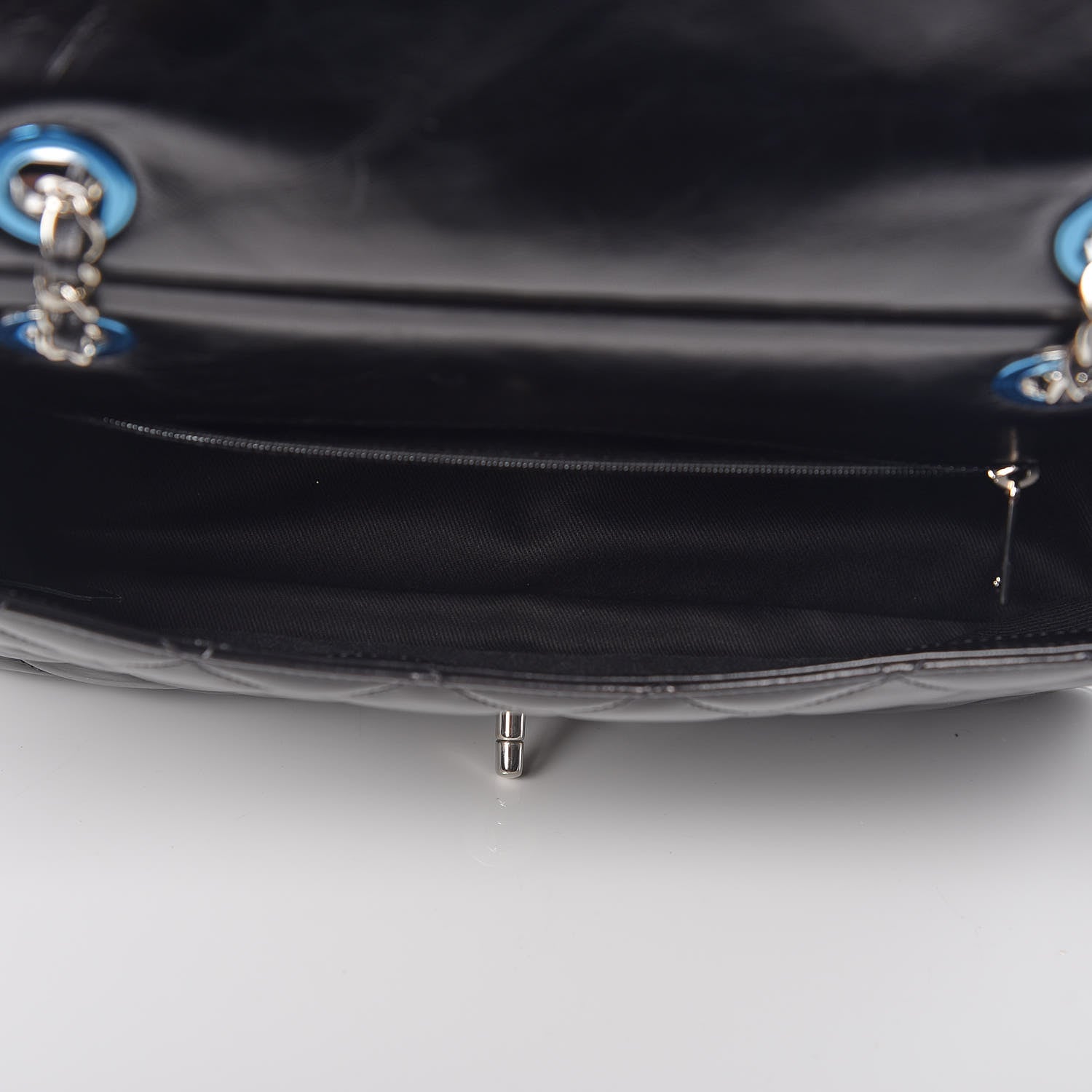 Chanel Glazed Calfskin Quilted Small CC Delivery Tote Black 7 of 9