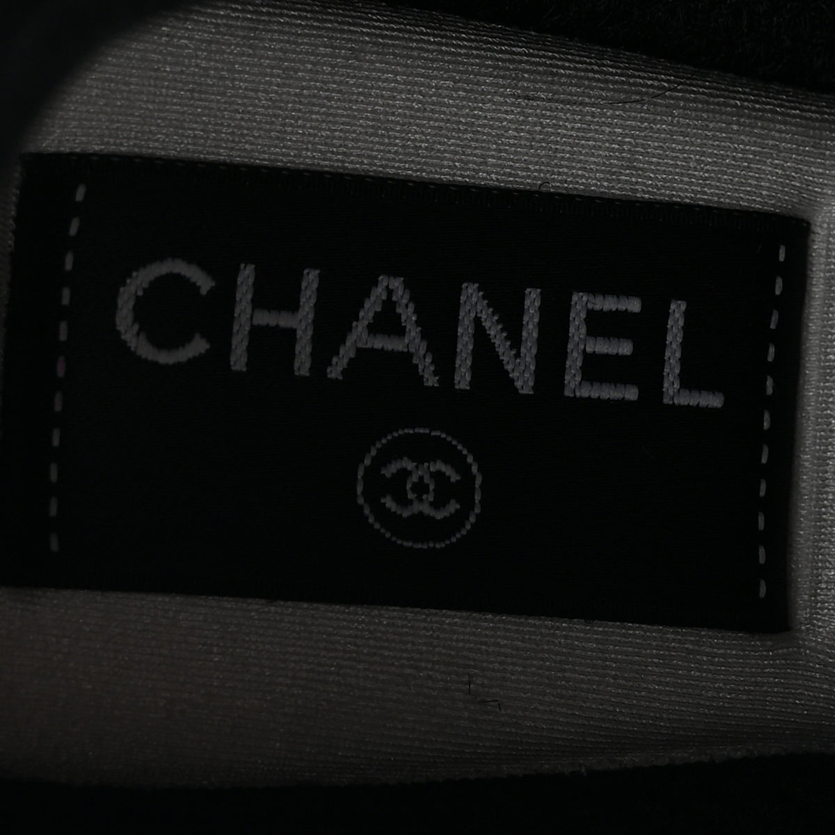 Chanel Mesh Suede Calfskin Grained Calfskin Womens CC Sneakers 38 White Black Beige Gold 7 of 9