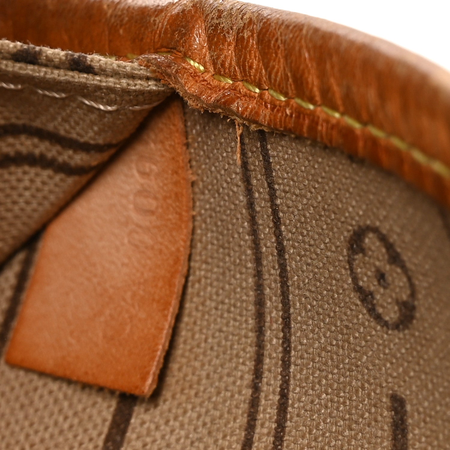 Louis Vuitton Monogram Neverfull MM 7 of 11