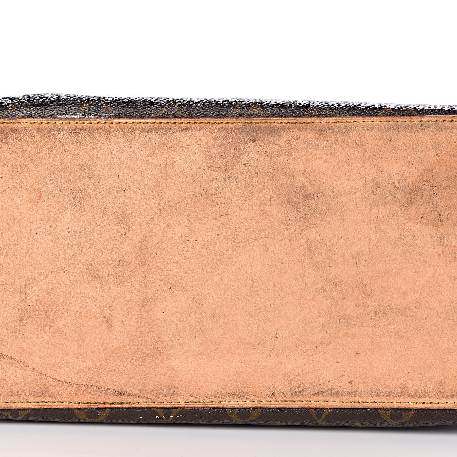 Louis Vuitton Monogram Cabas Mezzo 12 of 15