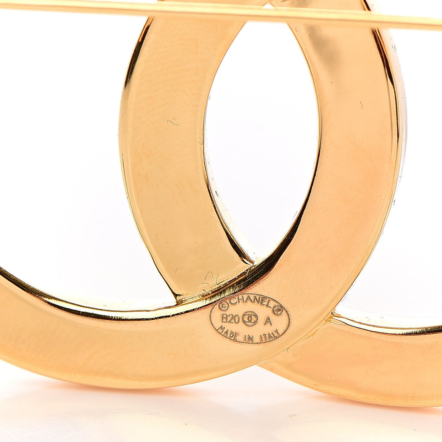 Metal Paris Button CC Large Brooch Gold