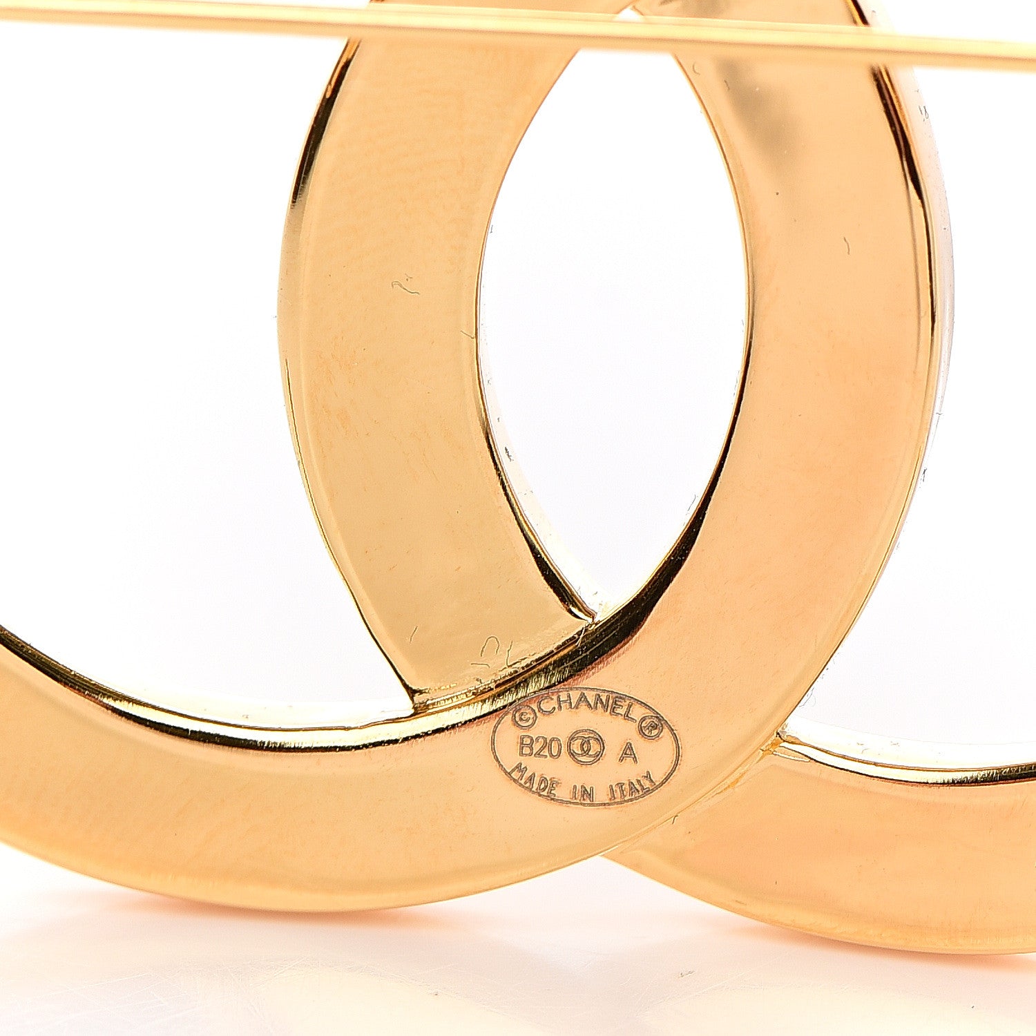 Chanel Metal Paris Button CC Large Brooch Gold 3 of 4