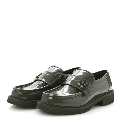 Louis Vuitton Shiny Calfskin Academy Loafers 38 Kaki 4 of 10