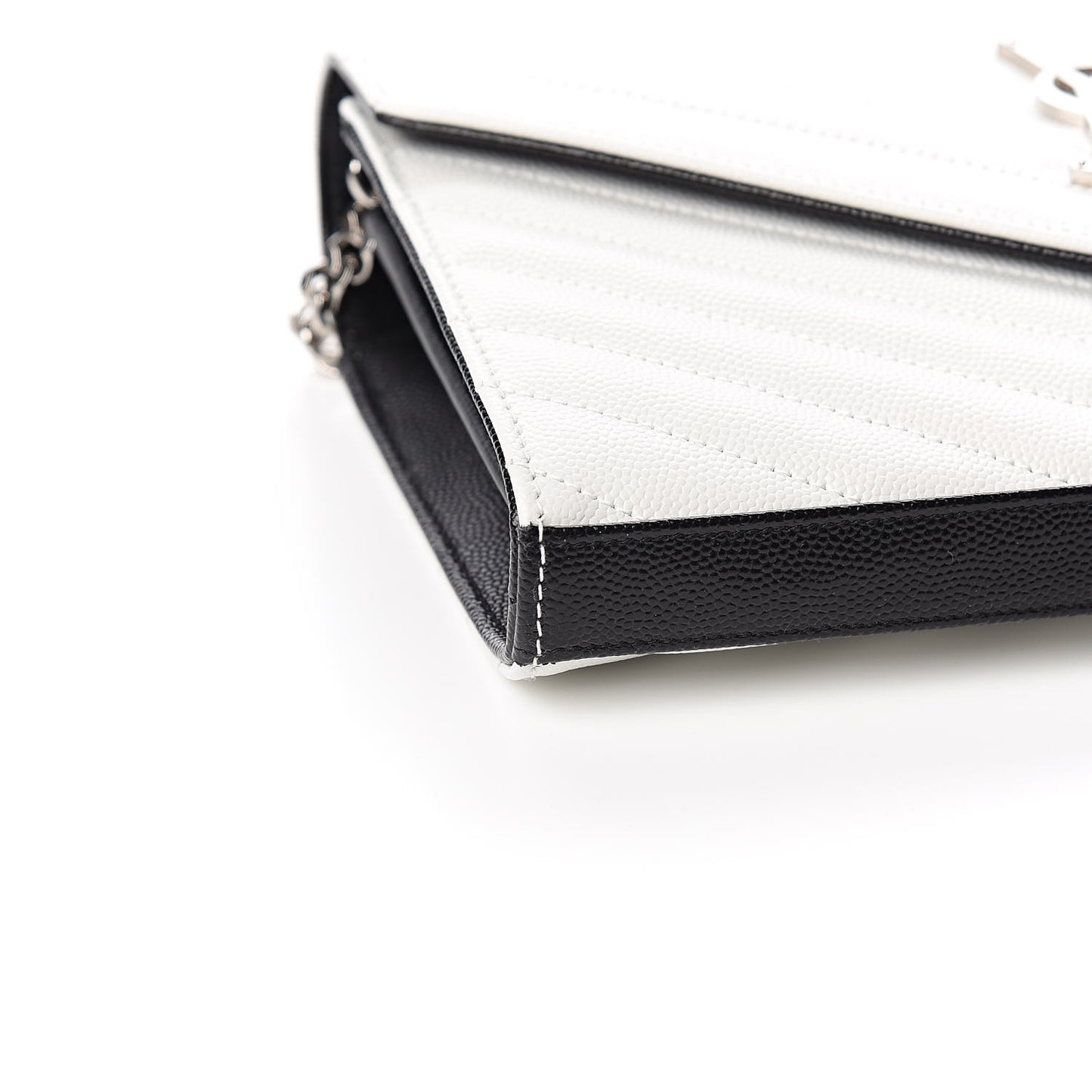 Grain De Poudre Matelasse Bi-Color Chevron Monogram Chain Wallet White Black