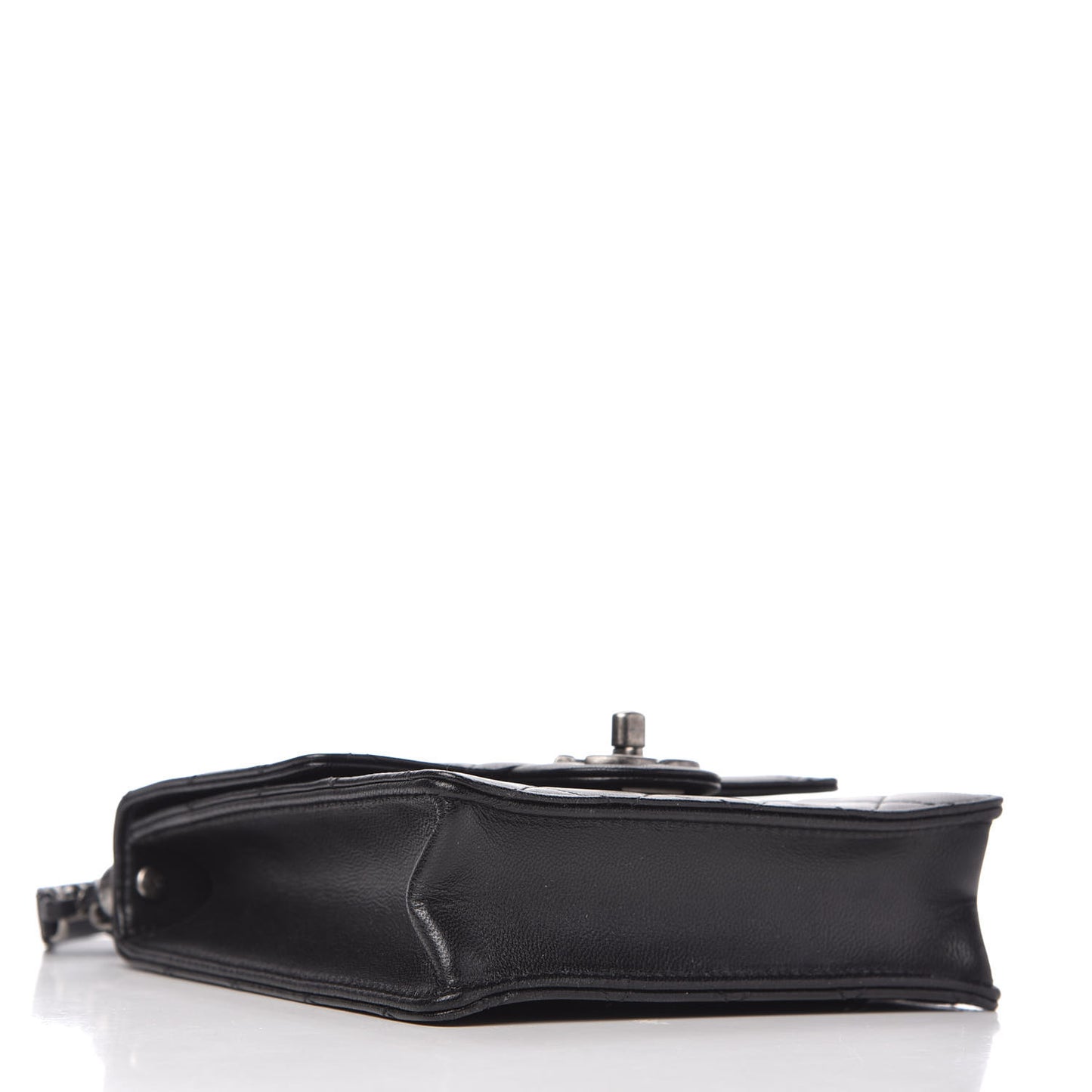 Lambskin Quilted Chic Pearls Flap Black