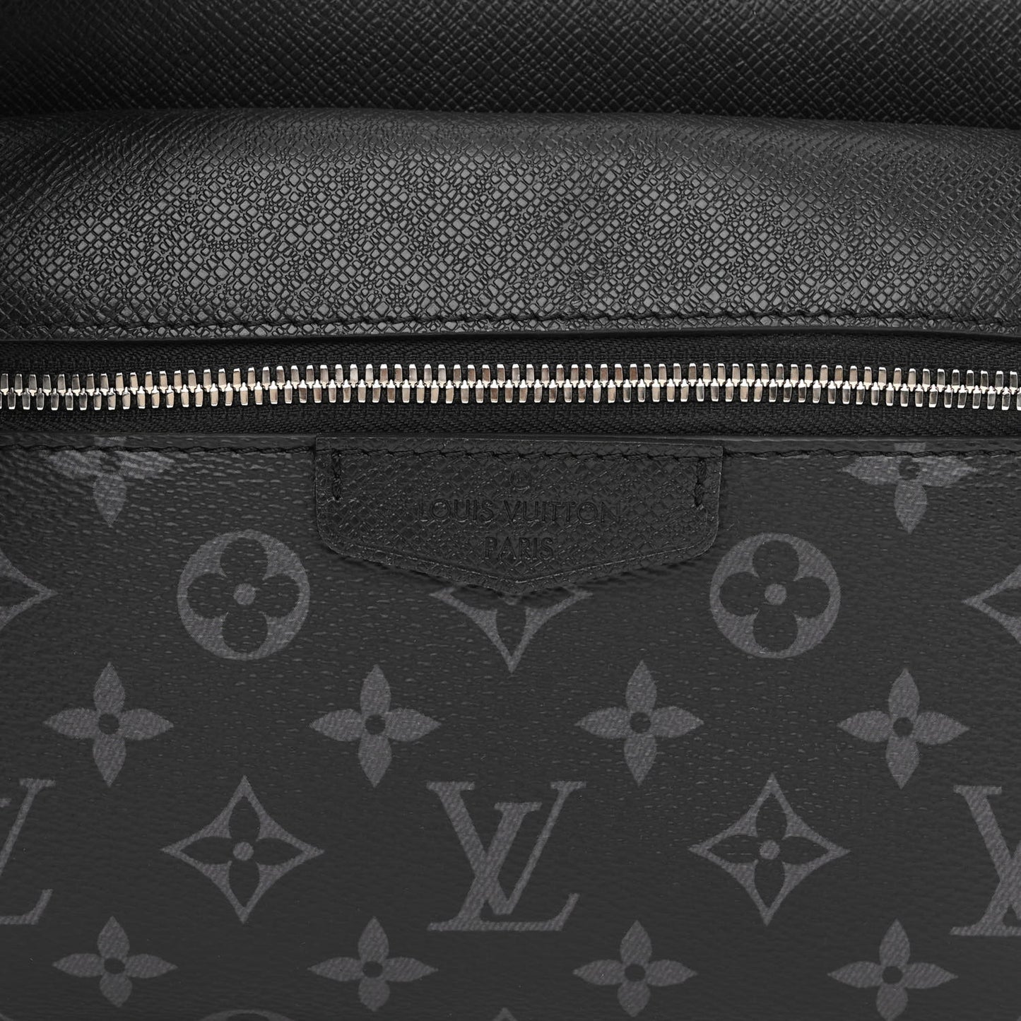 Taiga Monogram Eclipse Outdoor Messenger Black