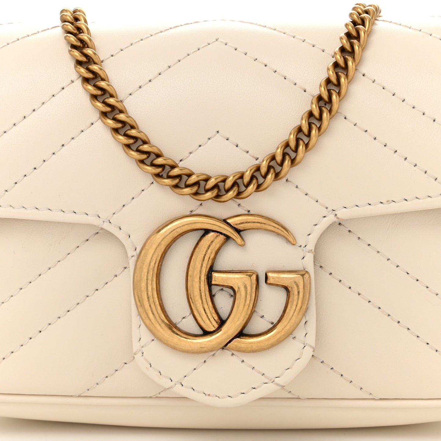 Calfskin Matelasse Super Mini GG Marmont Shoulder Bag White