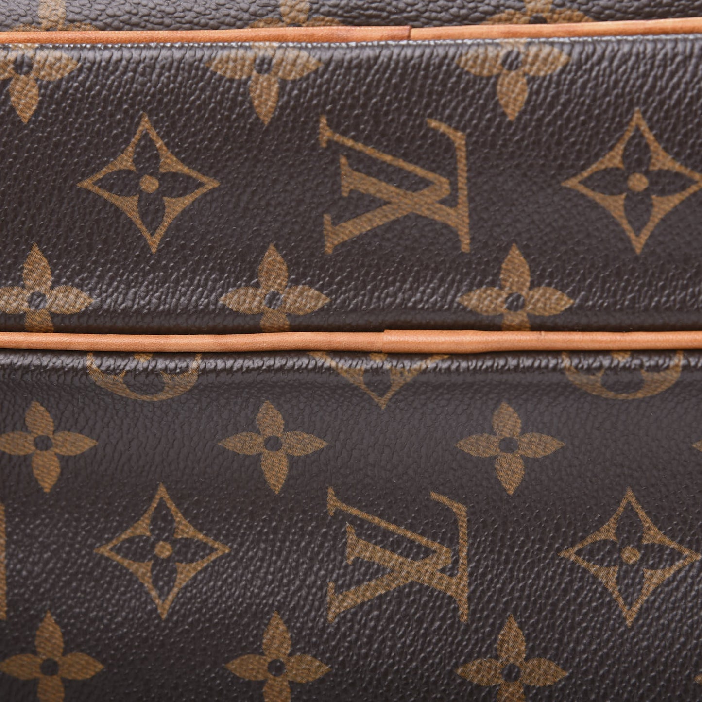 Monogram Nil 28
