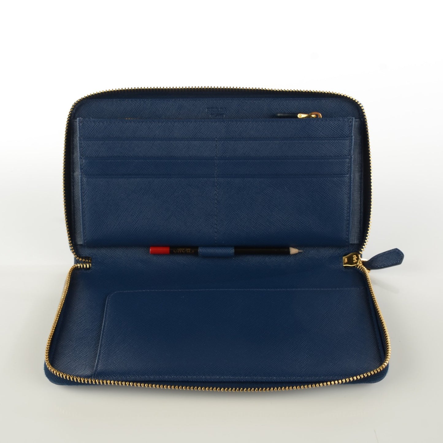 Saffiano Triangle Large Zip Around Travel Wallet Bleuette