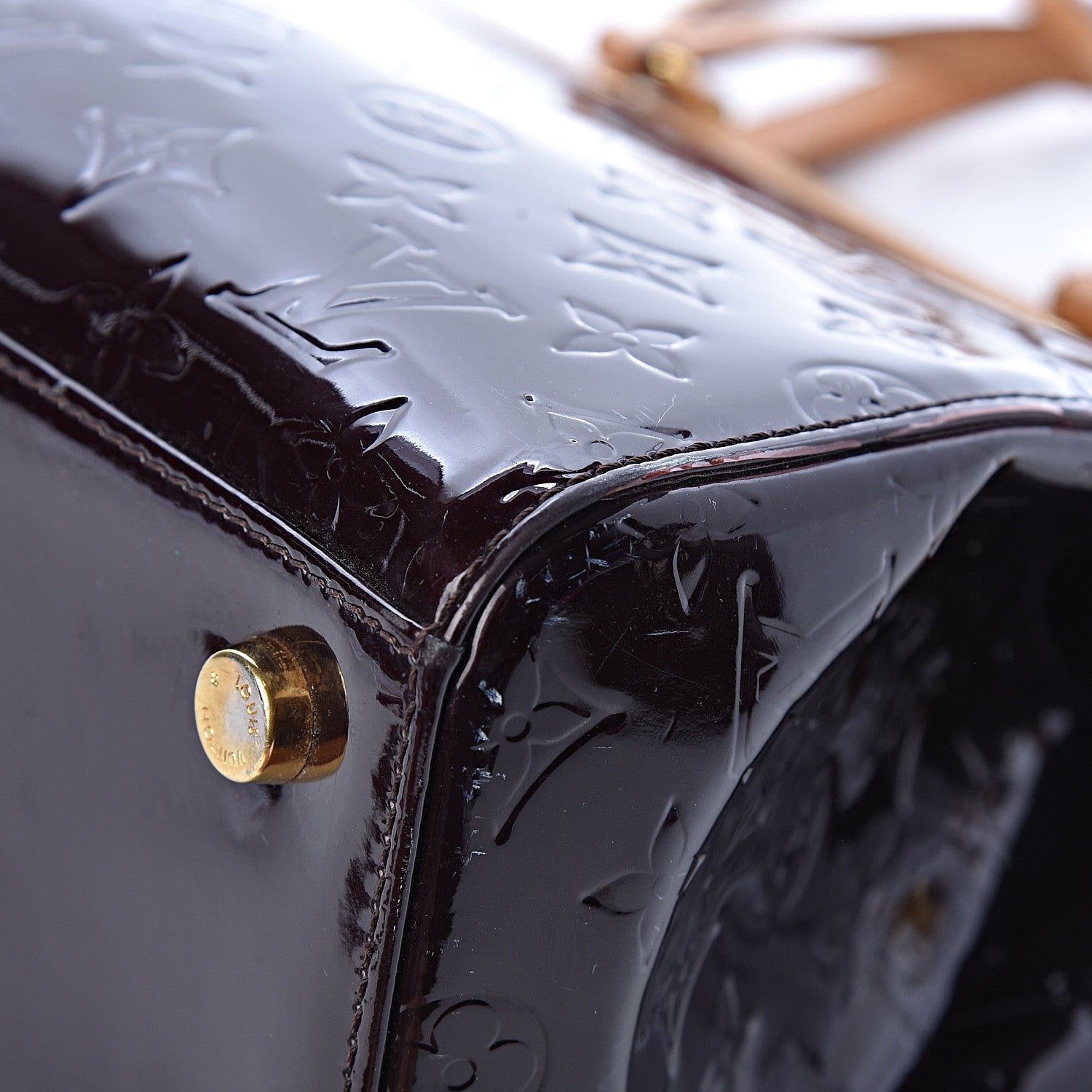 Louis Vuitton Vernis Brea MM Amarante 13 of 15