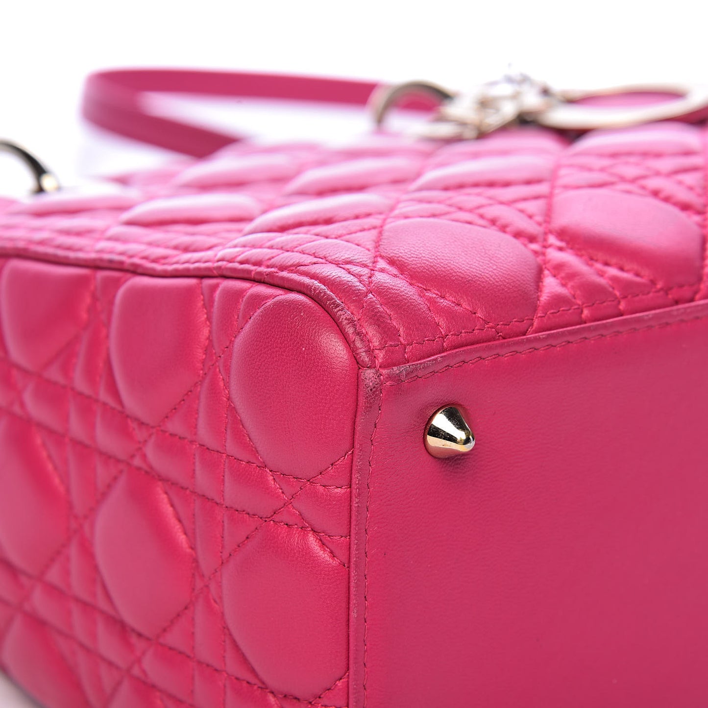 Lambskin Cannage Medium Lady Dior Fuchsia