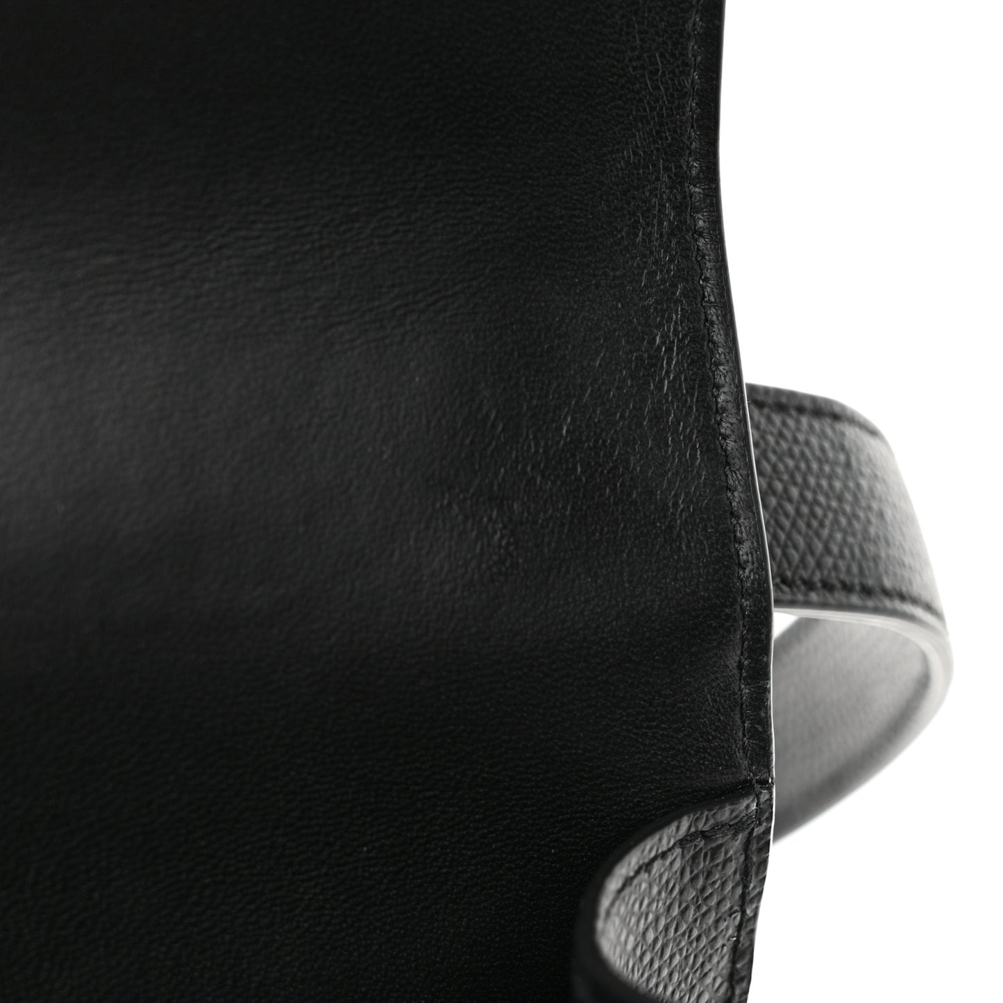 30 Montaigne Flap Bag Black