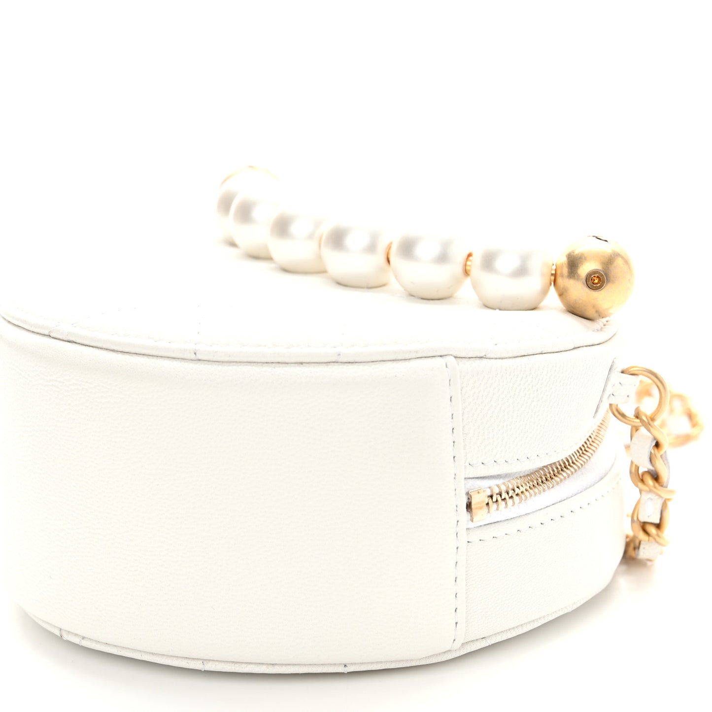 Lambskin Quilted Pearl Round Clutch With Chain White