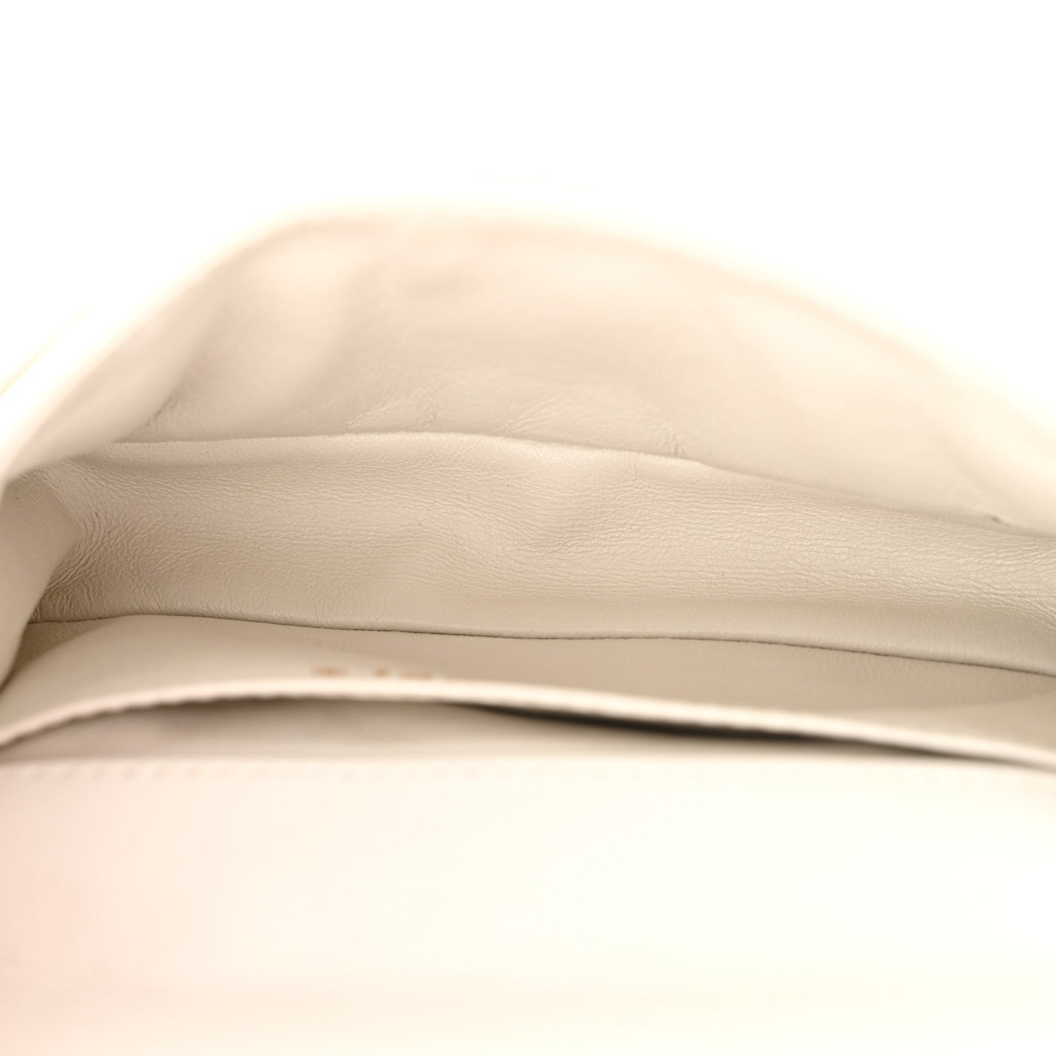Chanel Aged Calfskin Quilted 2.55 Reissue Flap Belt Bag White 5 of 11