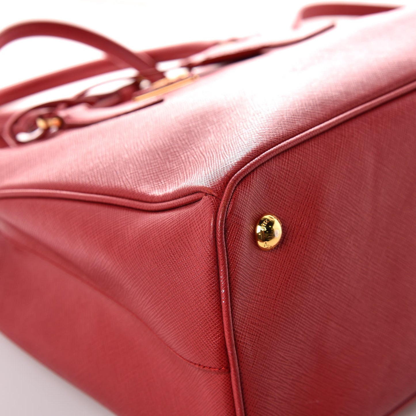 Saffiano Lux Medium Tote Fuoco