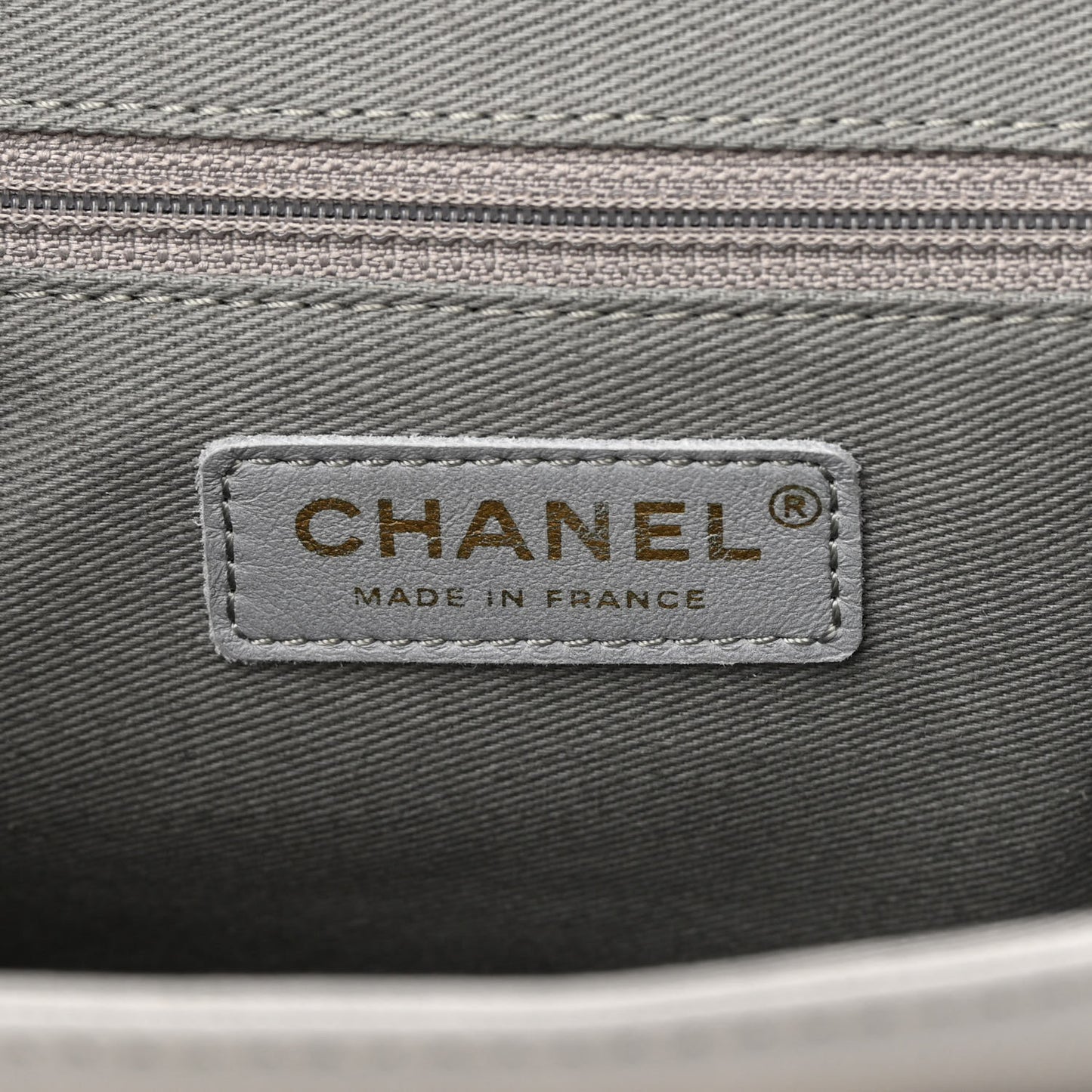 Caviar Quilted Large Business Affinity Flap Grey