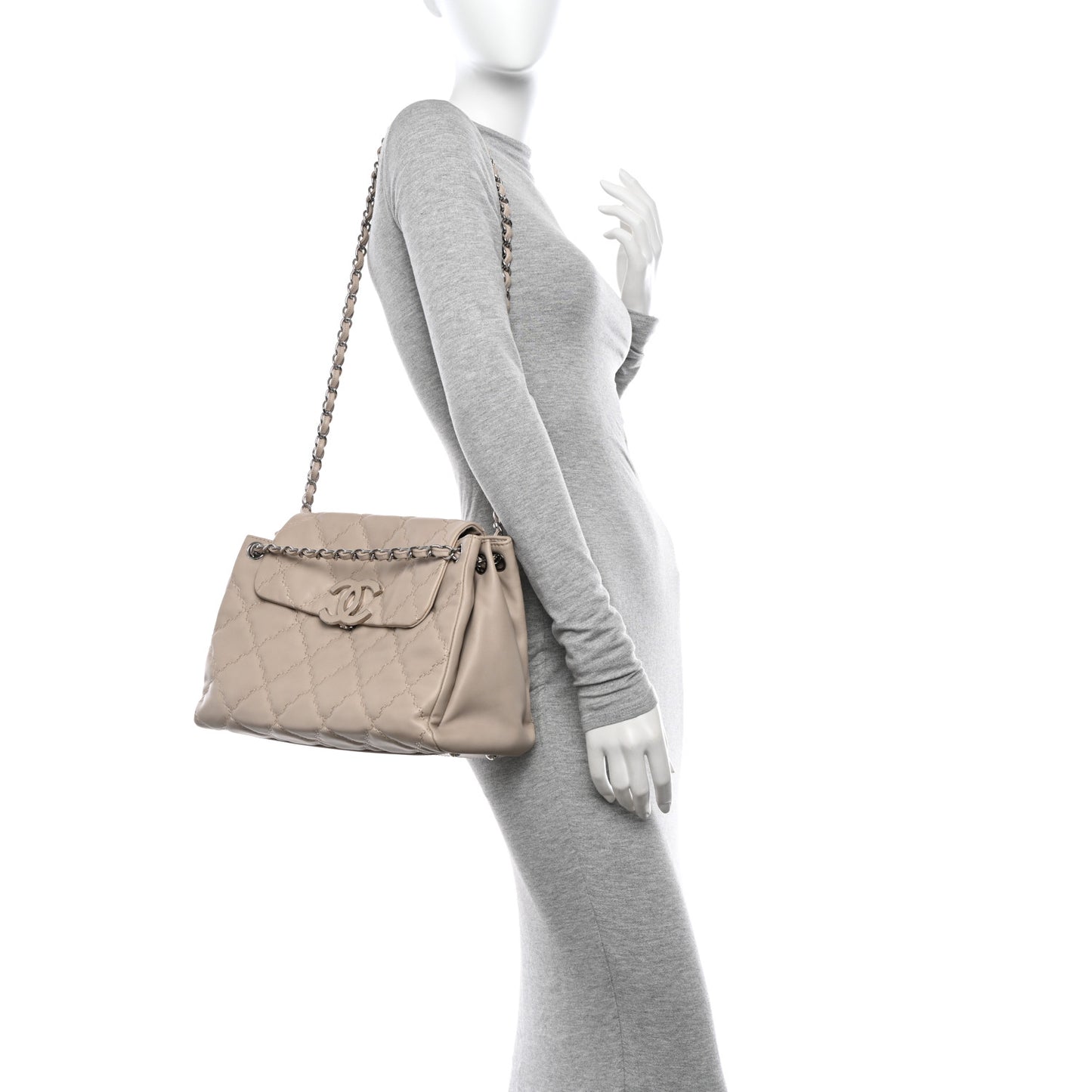 Calfskin Double Stitch Large Hamptons Flap Bag Beige