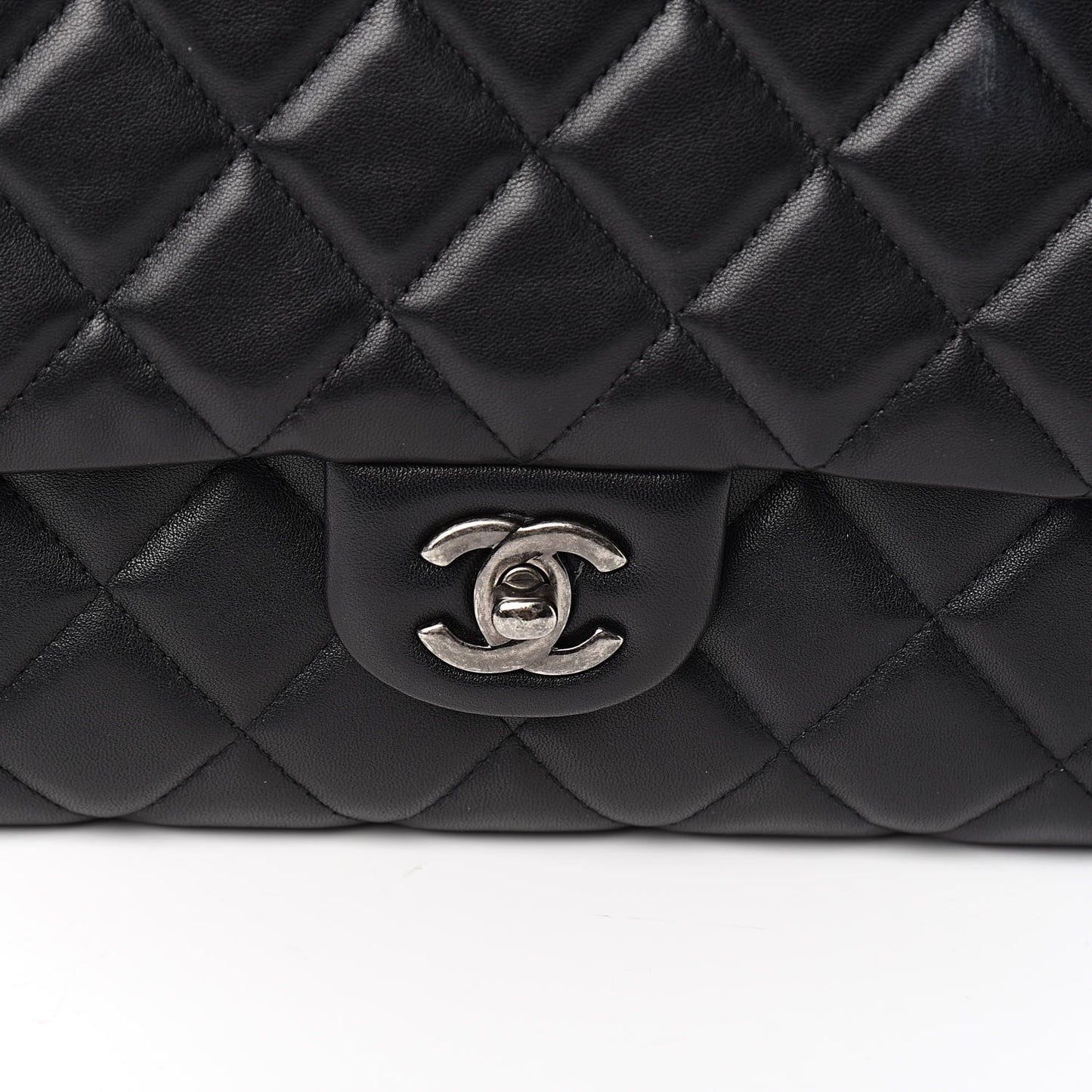 Lambskin Quilted Clutch With Chain Flap Black