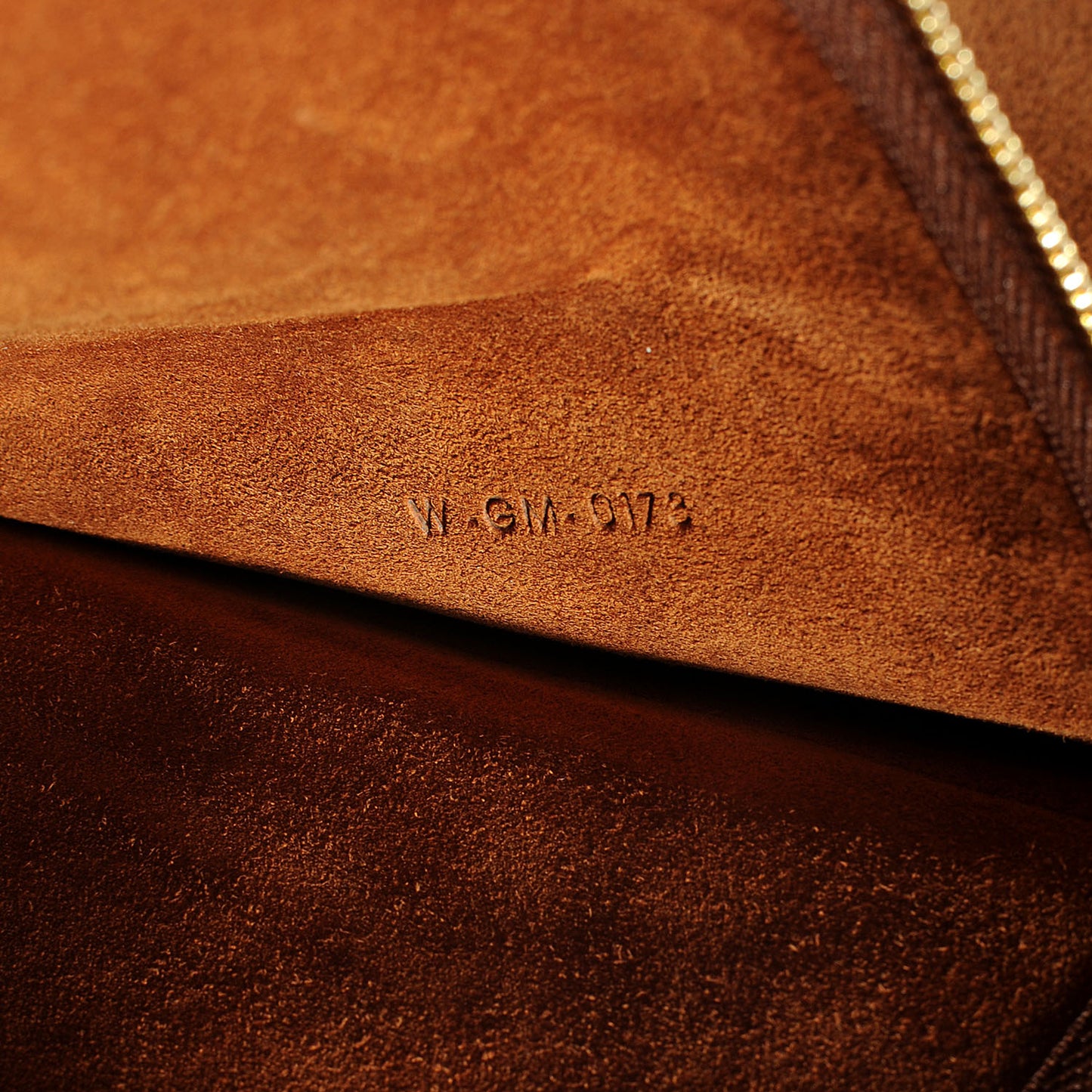 Calfskin Blade Flap Caramel