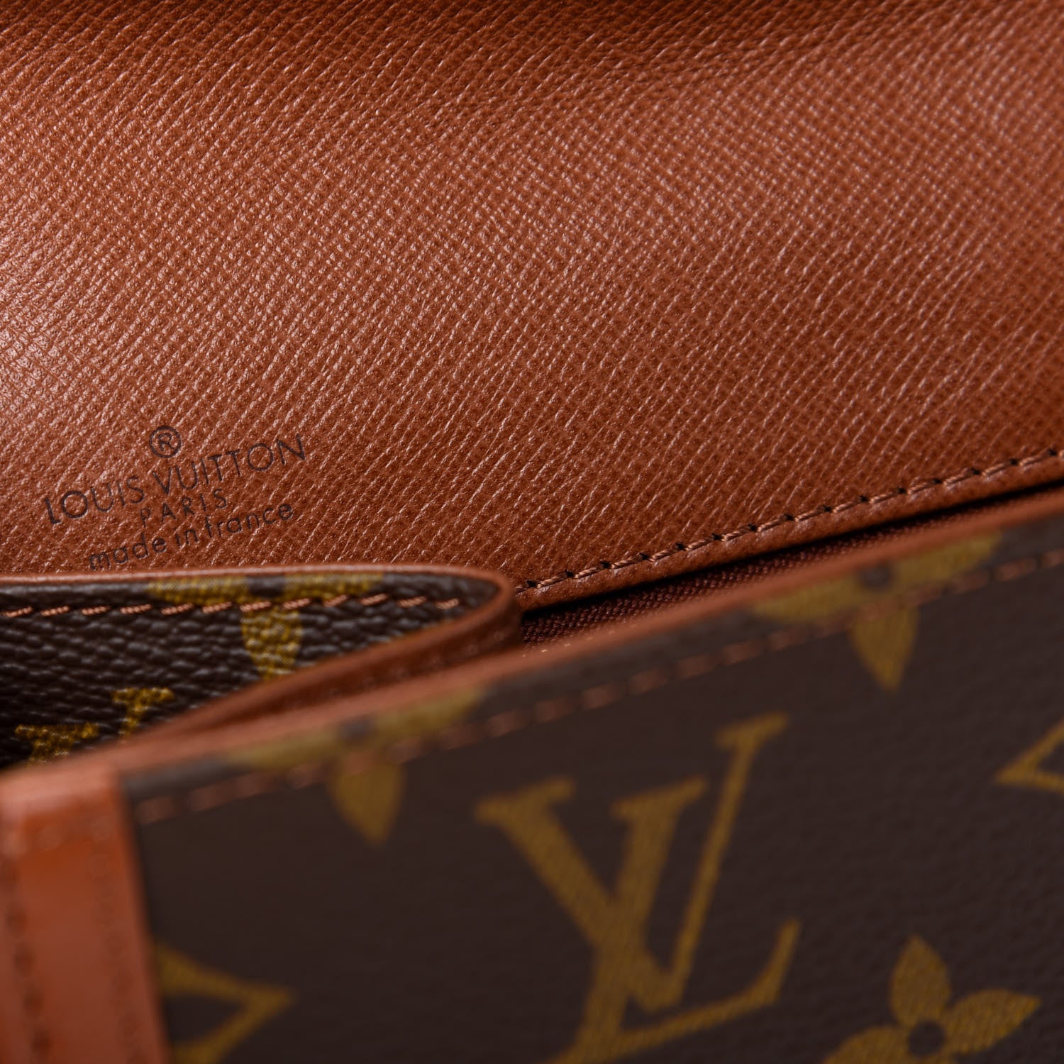 Louis Vuitton Monogram Pochette Dame 26 6 of 6
