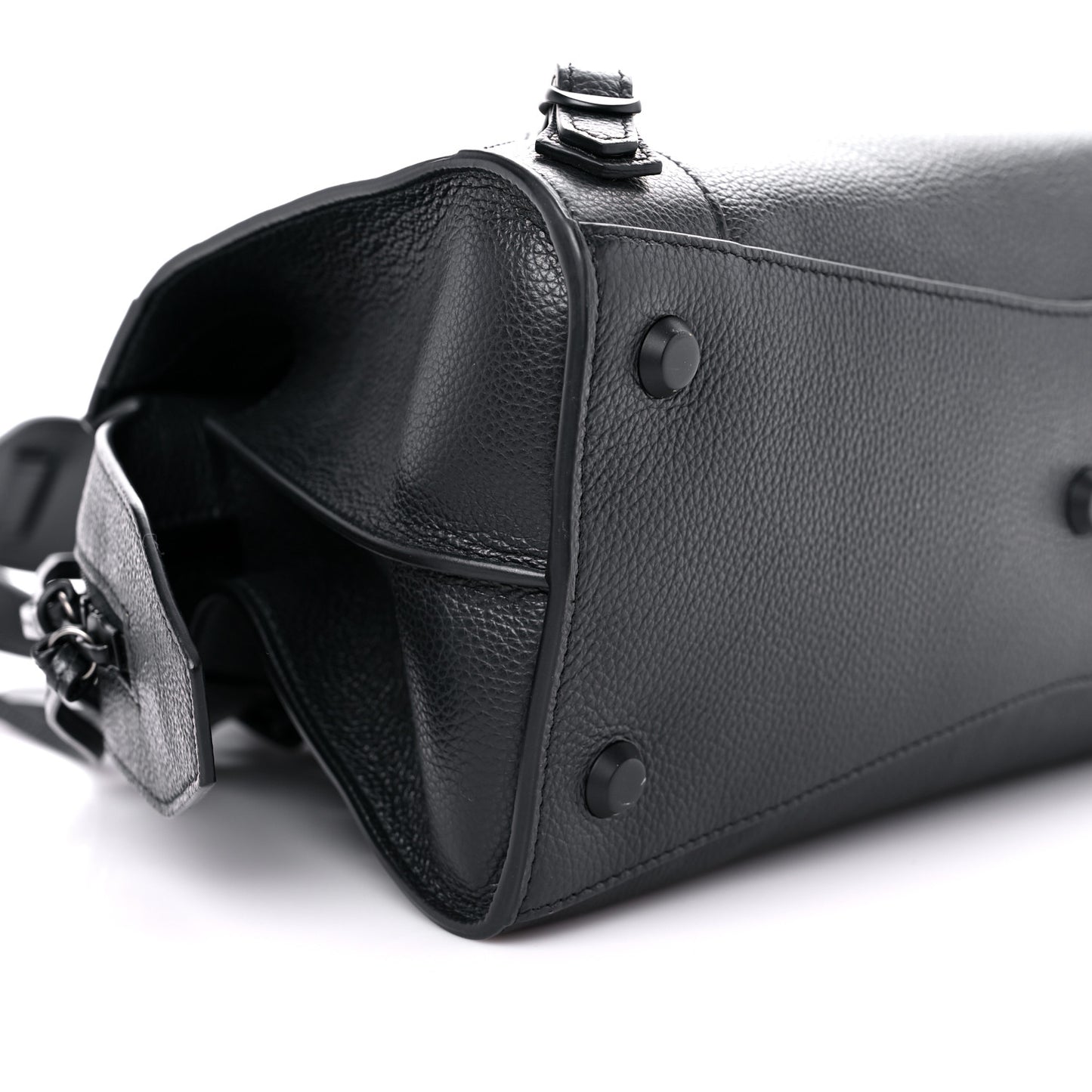 Grained Calfskin Neo Classic Black Hardware S City Black