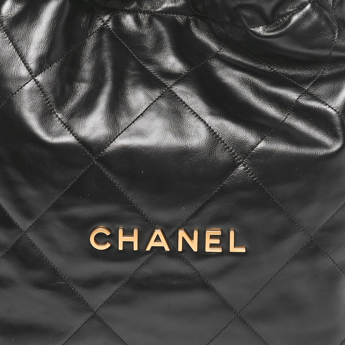 Shiny Calfskin Quilted Chanel 22 Black