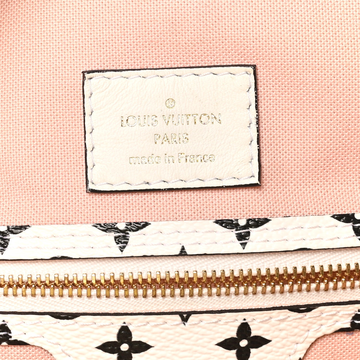 Louis Vuitton Monogram Giant Neverfull MM Rouge 7 of 11