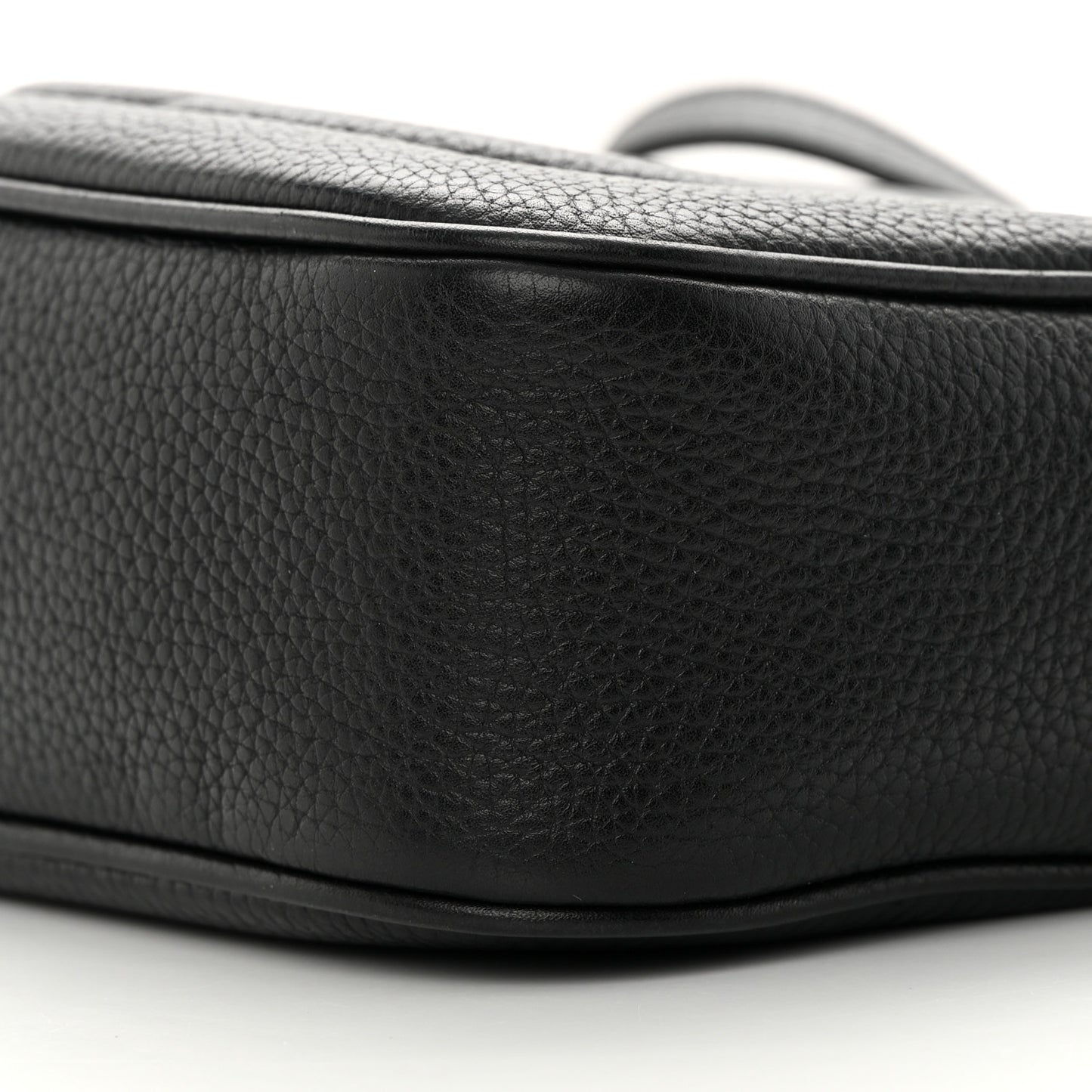 Pebbled Calfskin Small Soho Disco Bag Black