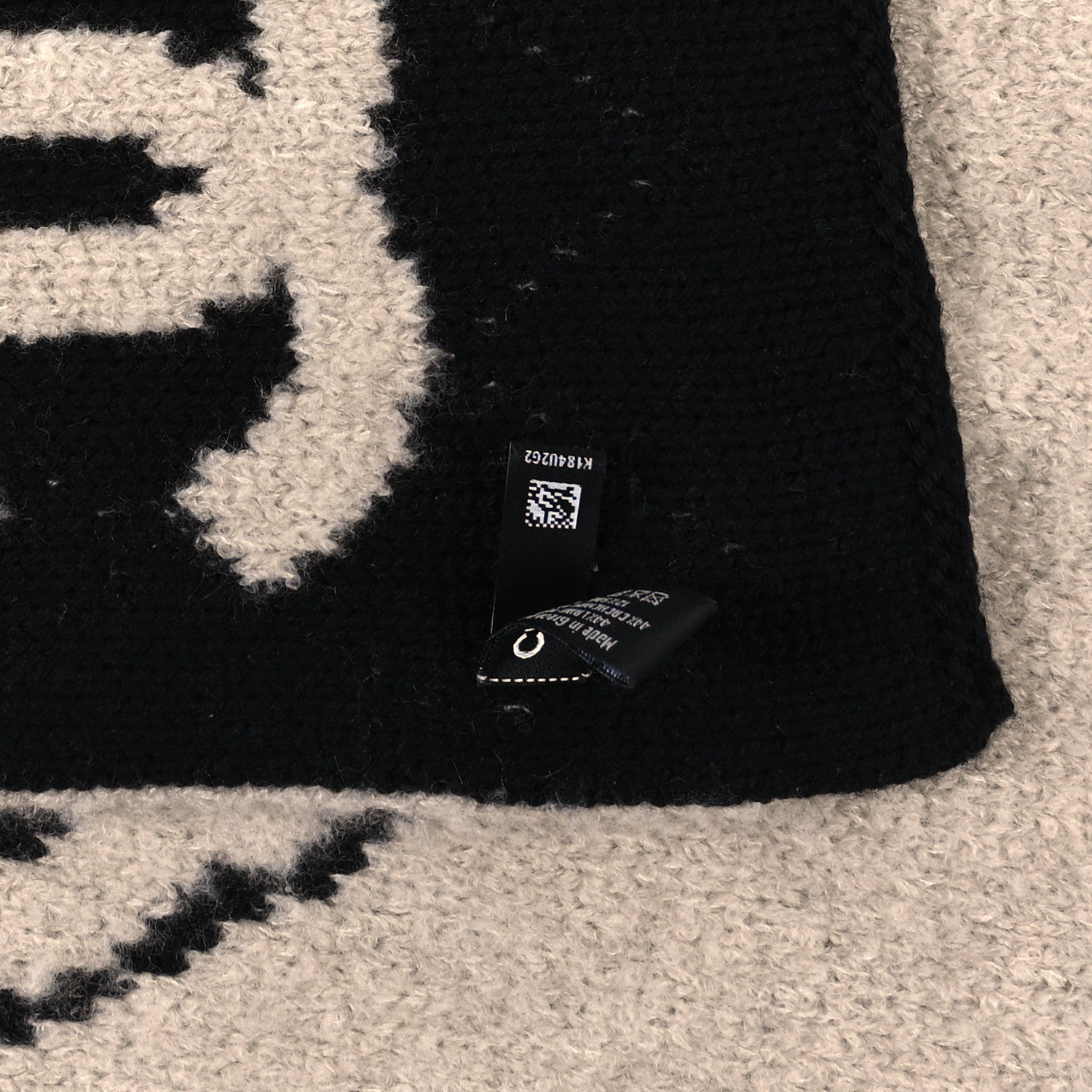Chanel Cashmere Wool Silk CC Stole Black Beige 3 of 3