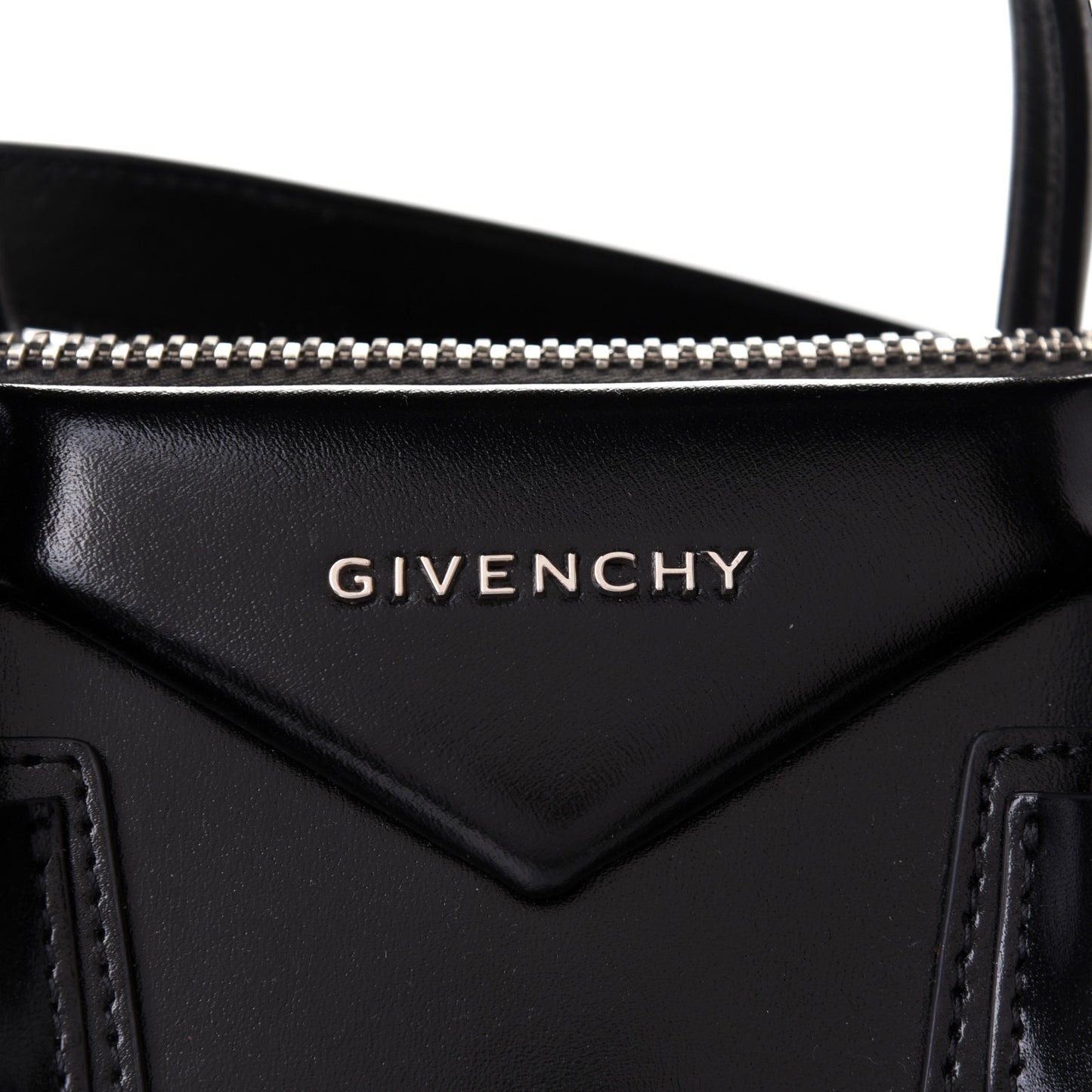 Shiny Lord Calfskin Small Antigona Black
