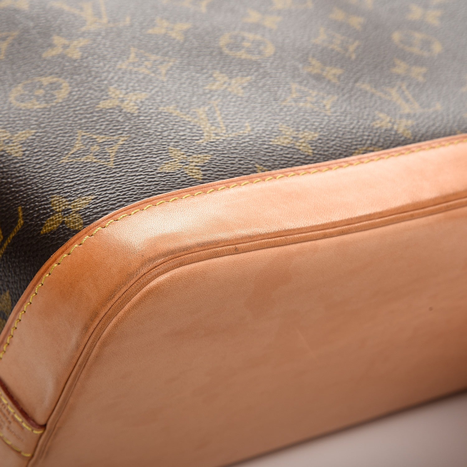 Louis Vuitton Monogram Alma PM 10 of 13