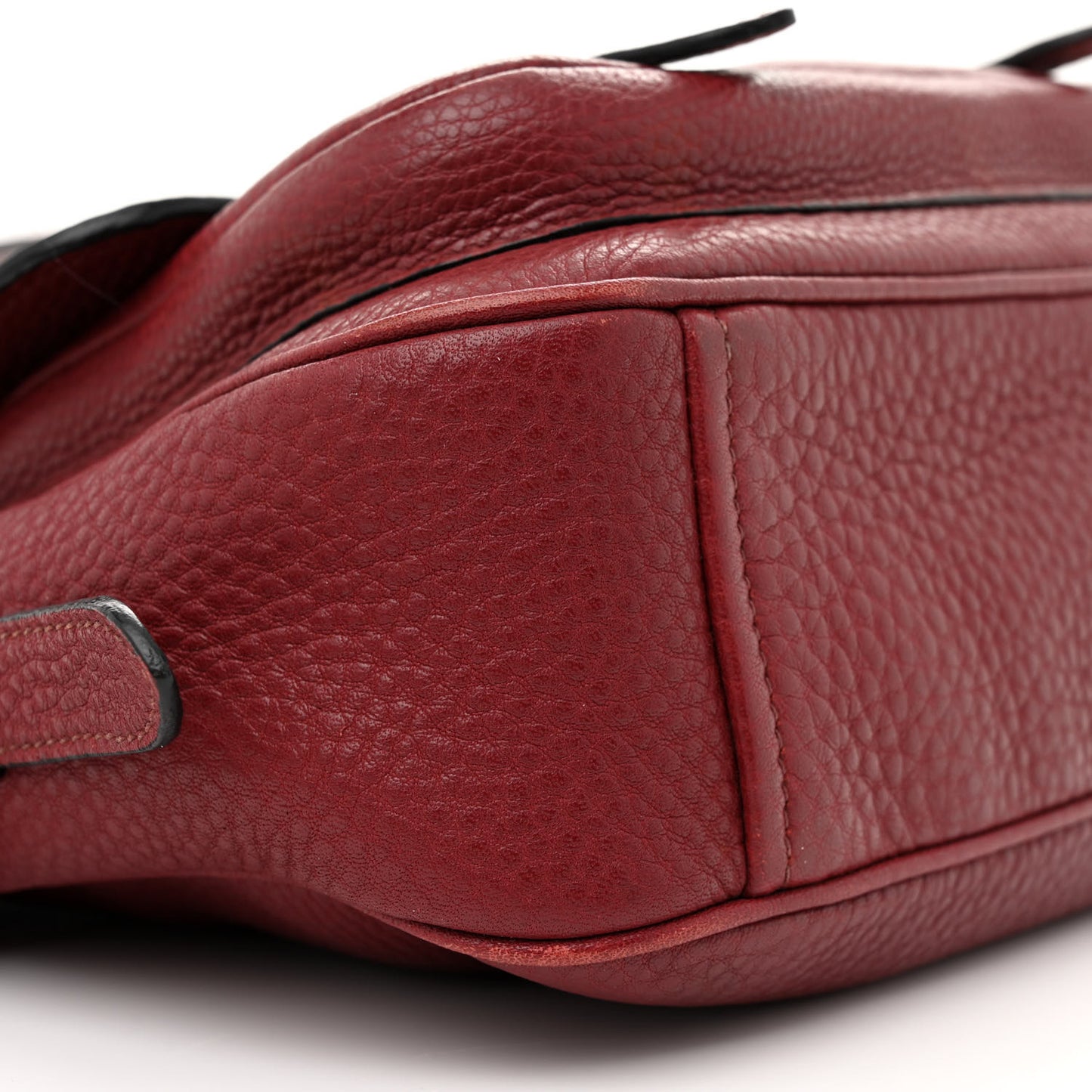 Vitello Daino Messenger Bag Rubino
