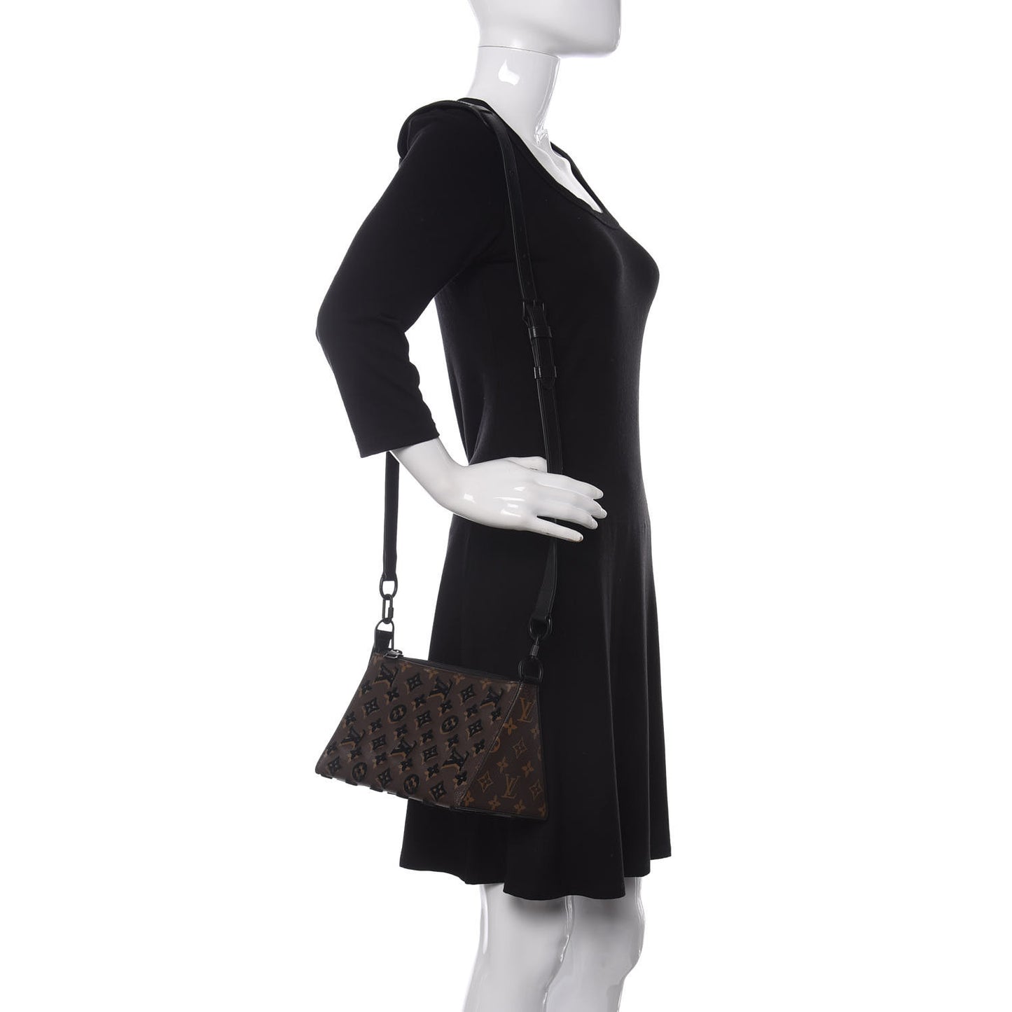 Monogram Tuffetage Triangle Messenger Black