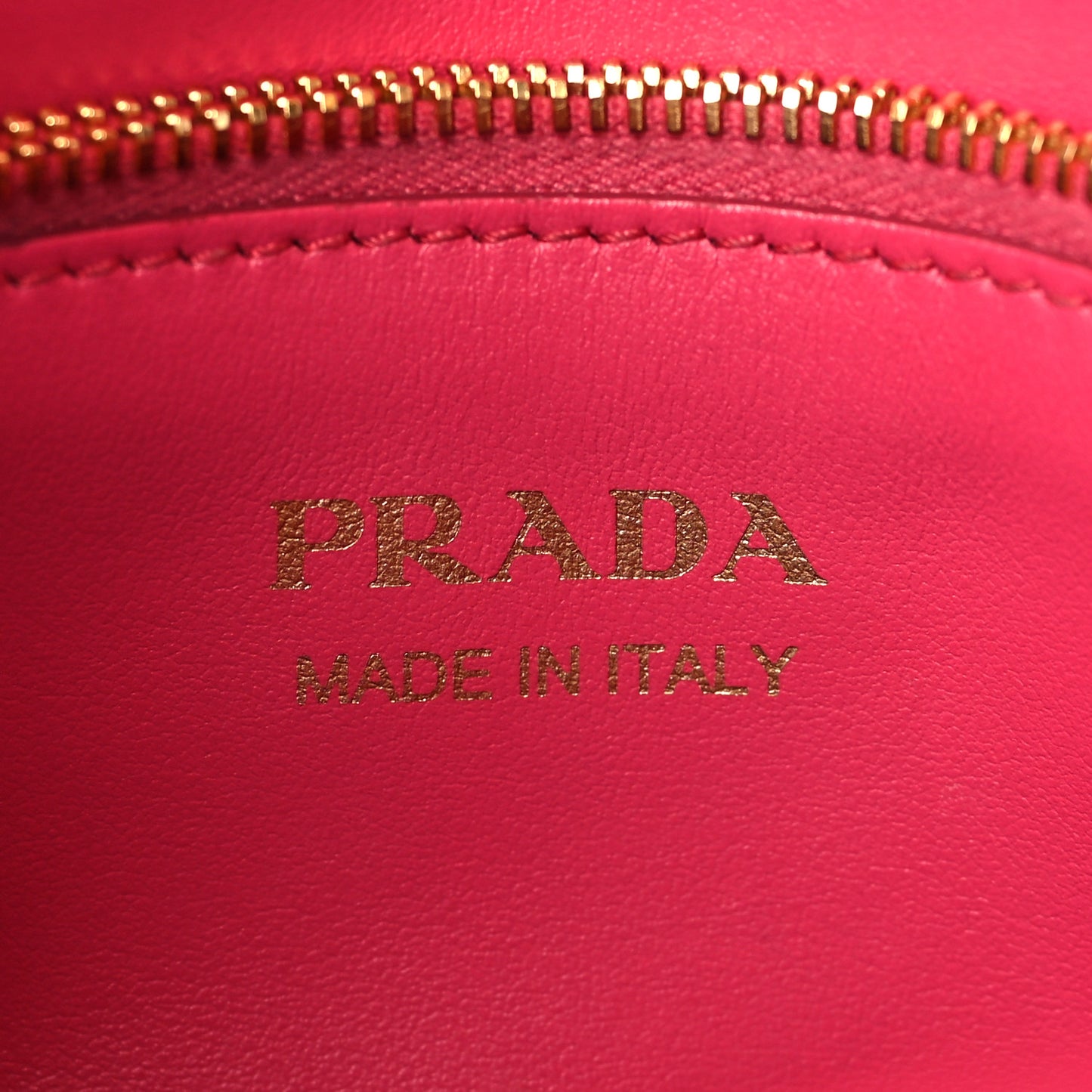 Soft Calfskin Impunture Diagramme Medium Chain Flap Shoulder Bag Magenta