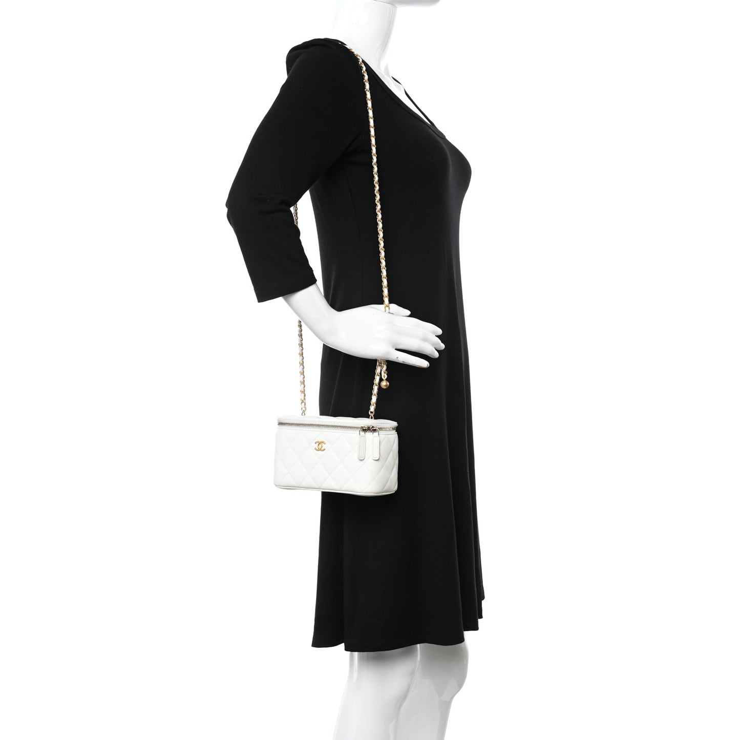 Lambskin Quilted Pearl Crush Small Vanity Case With Chain White